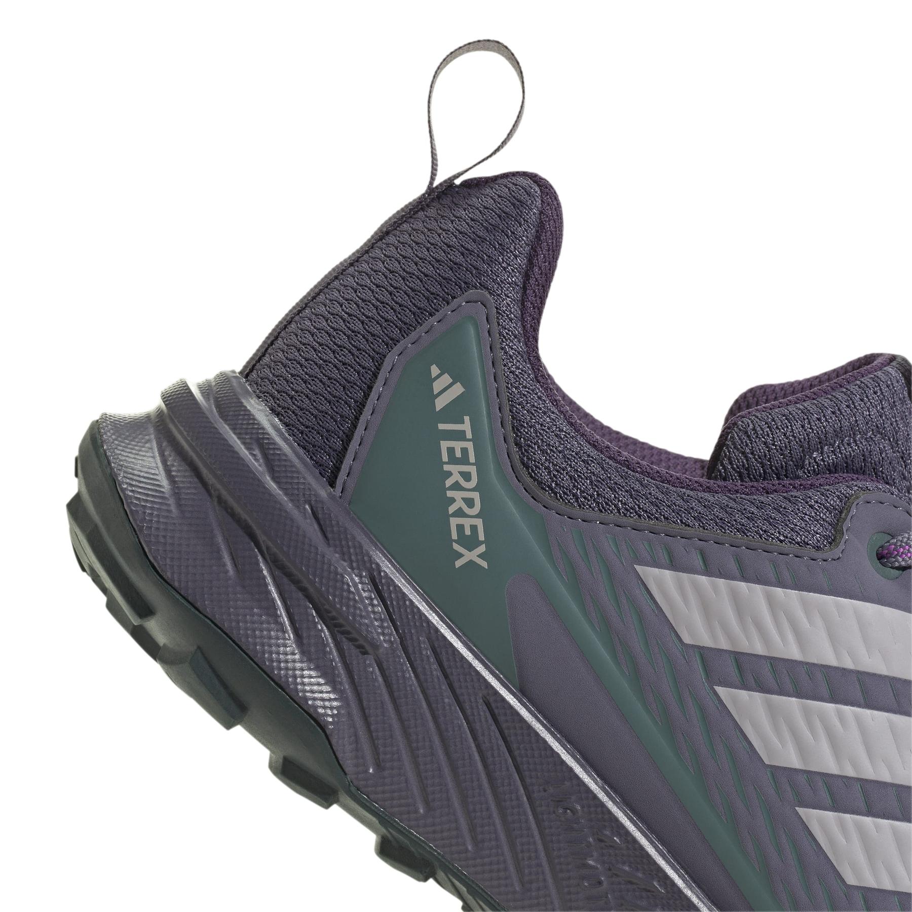product/2/0/2025_adidas_jr7775_8_footwear_photography_detail_view_1_white.jpg