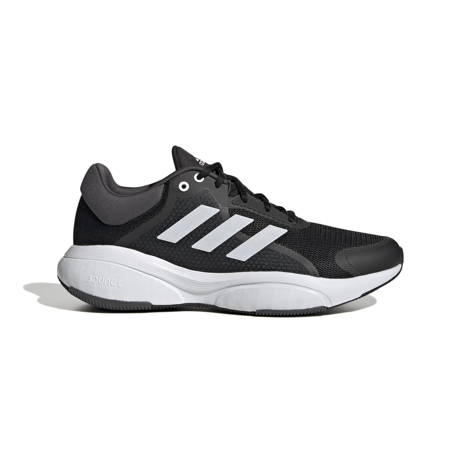 product/a/d/adidas_gw6646_1_footwear_photography_side_lateral_center_view_white_000.jpg