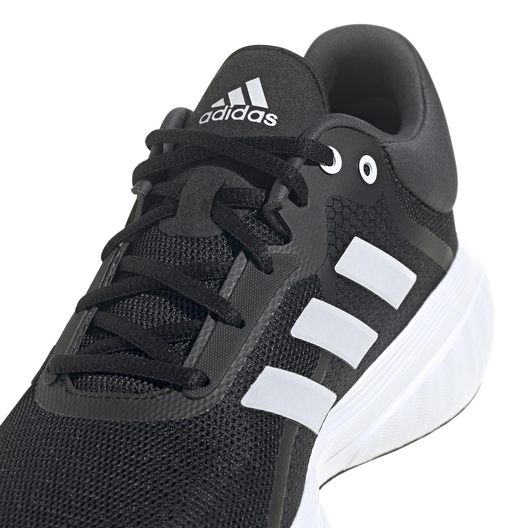 product/a/d/adidas_gw6646_8_footwear_photography_detail_view_1_white_000.jpg