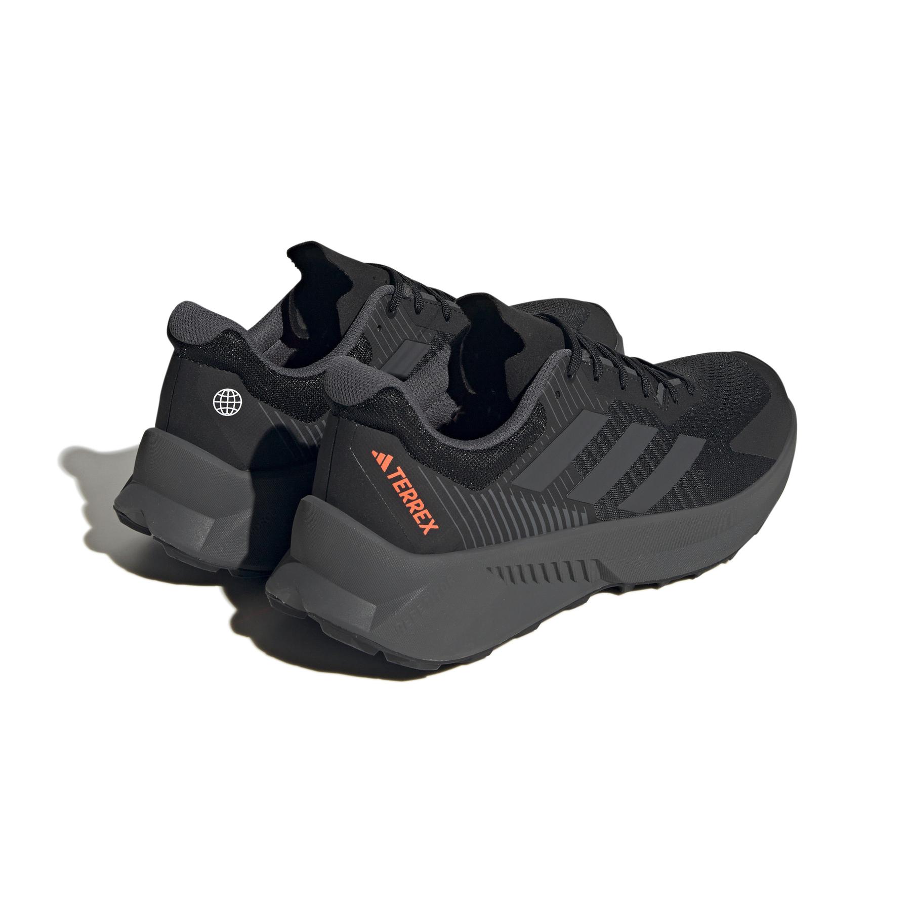 product/a/d/adidas_gx1822_7_footwear_photography_back_lateral_top_view_white-nw032224.jpg