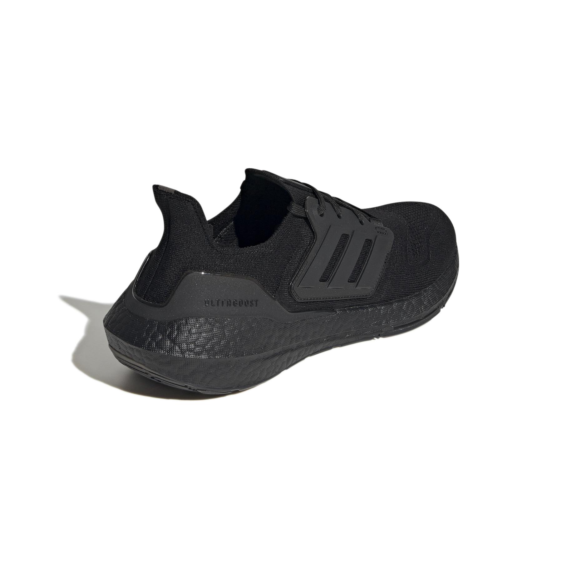 product/a/d/adidas_gz0127_7_footwear_photography_back_lateral_top_view_white_000.jpg