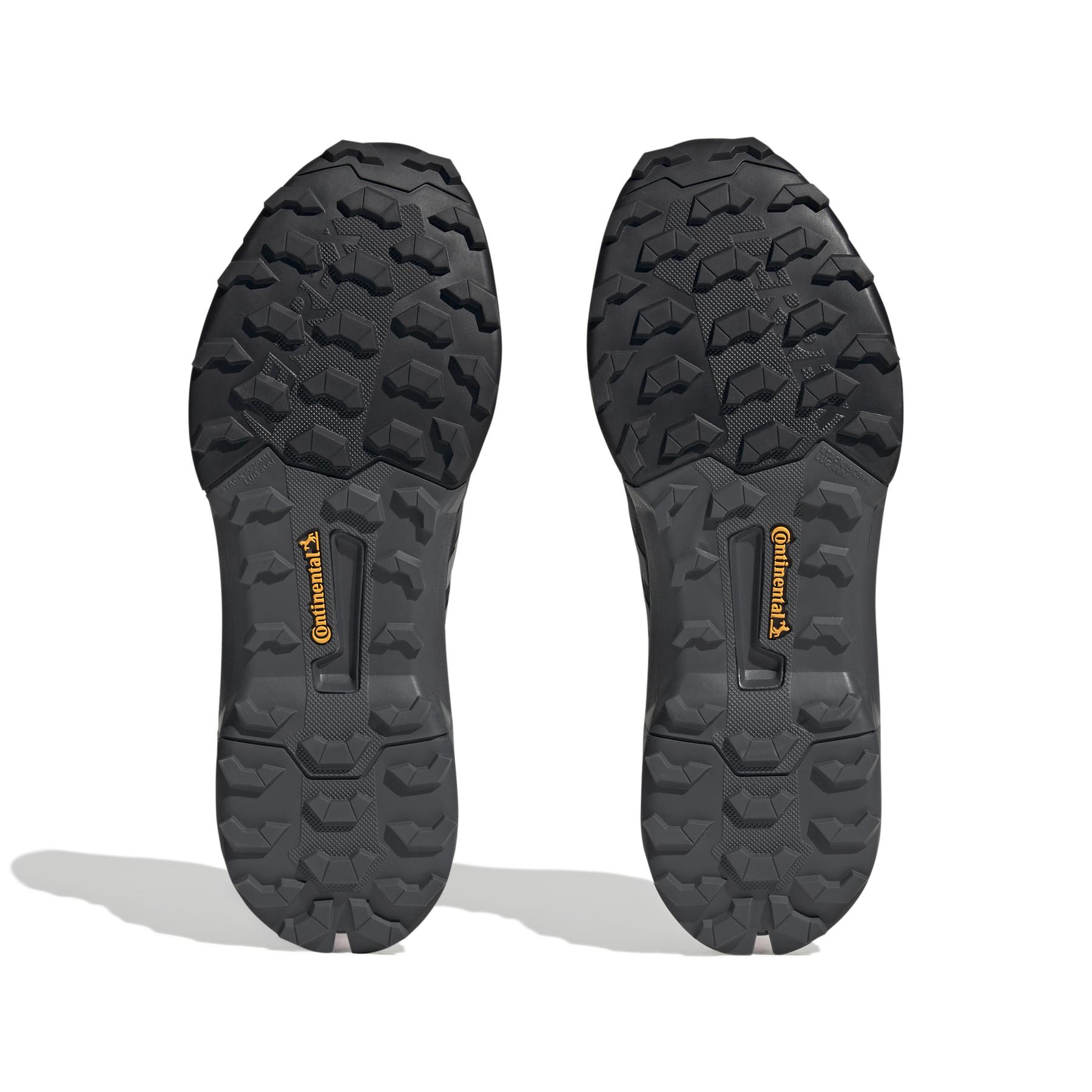 product/a/d/adidas_hp7396_4_footwear_photography_bottom_view_white-nw052424.jpg