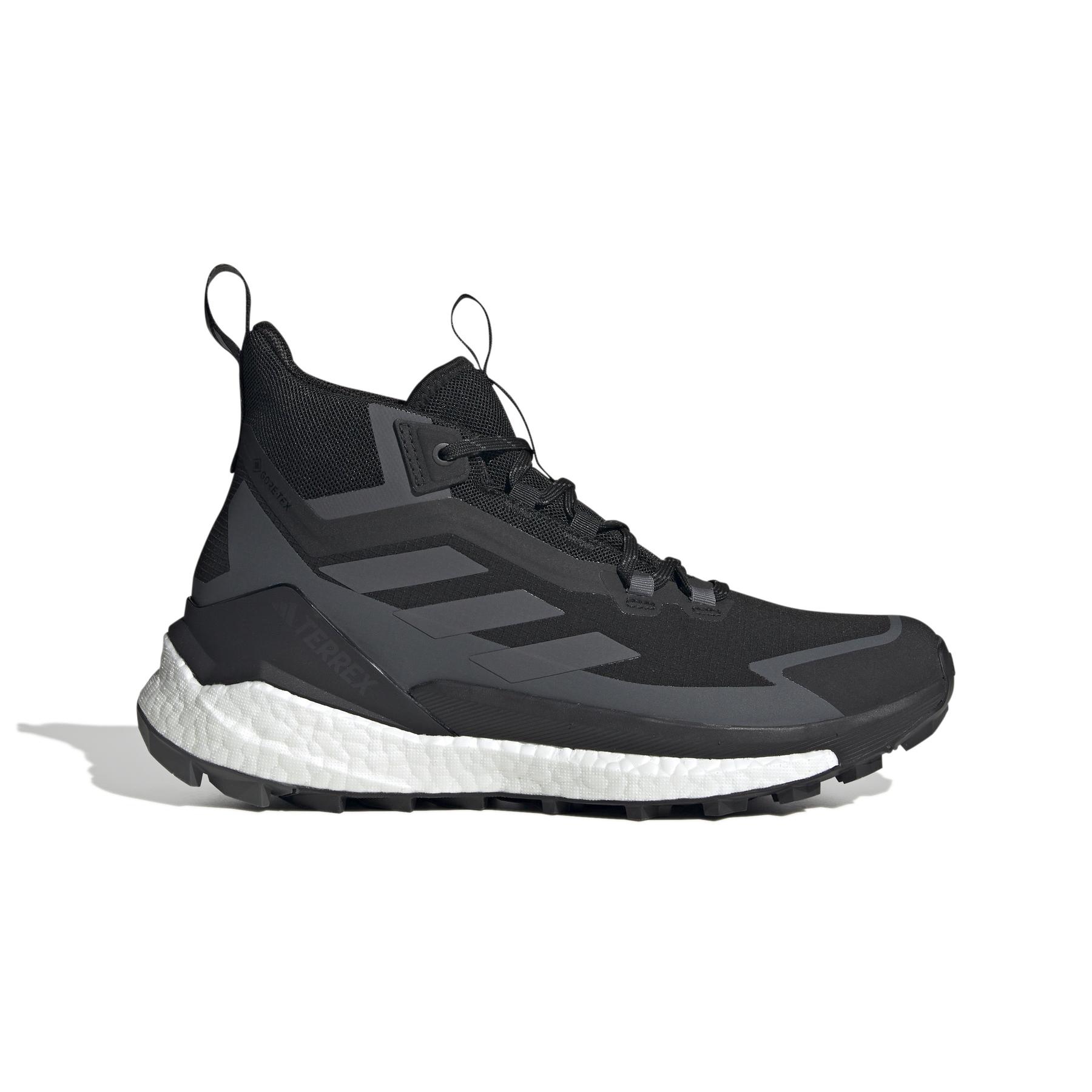 product/a/d/adidas_hp7818_1_footwear_photography_side_lateral_center_view_white.jpg