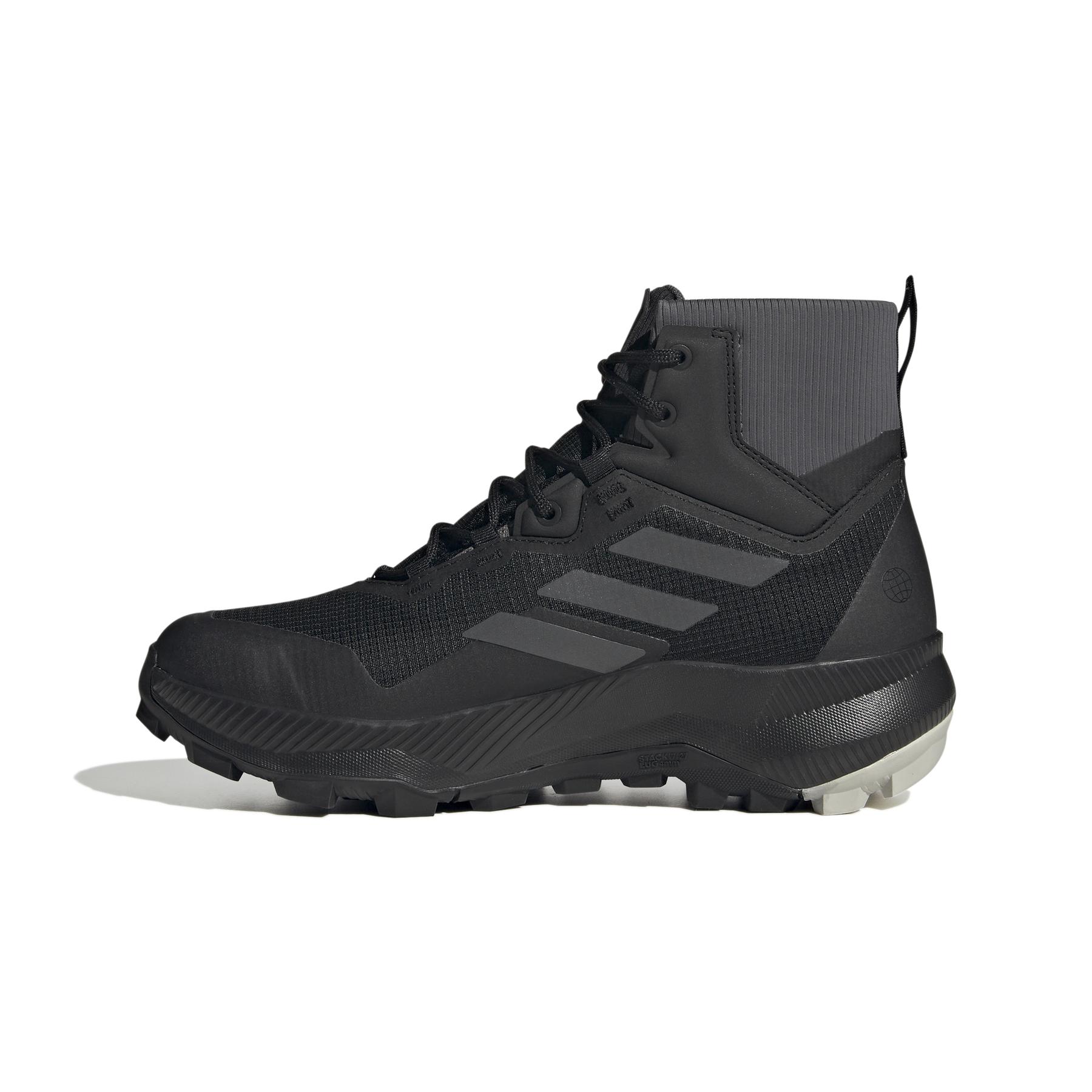 product/a/d/adidas_hq3556_5_footwear_photography_side_medial_center_view_white_000.jpg