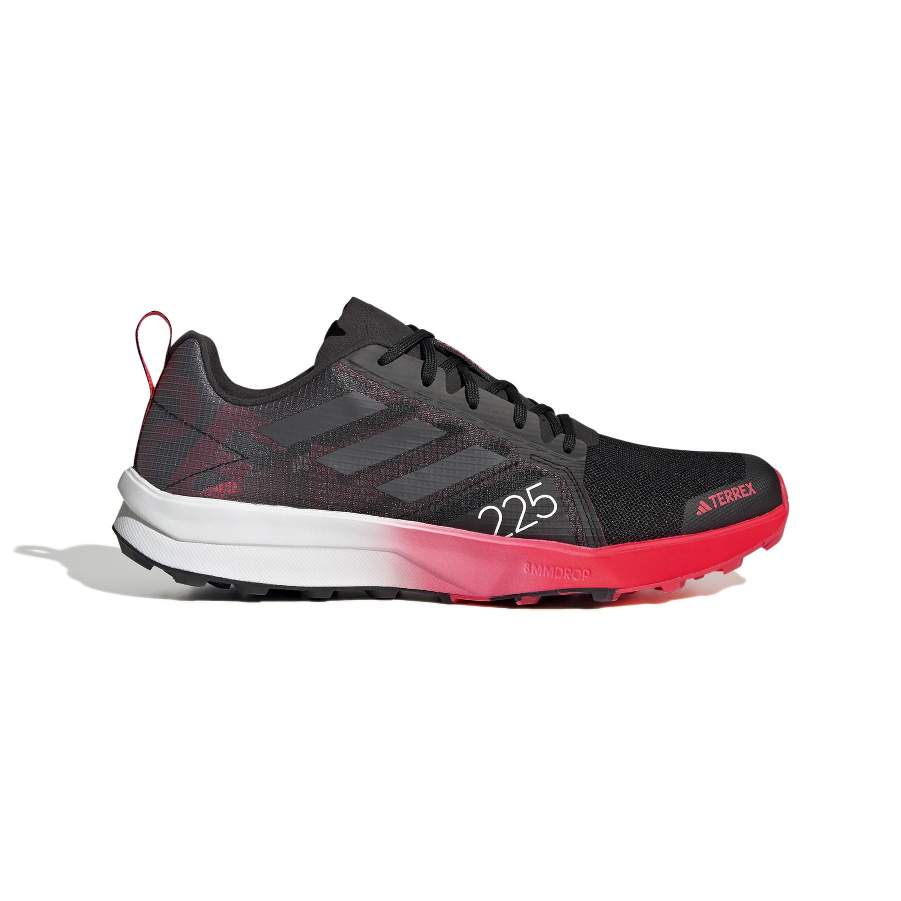 product/a/d/adidas_hr1128_1_footwear_photography_side_lateral_center_view_white_000.jpg