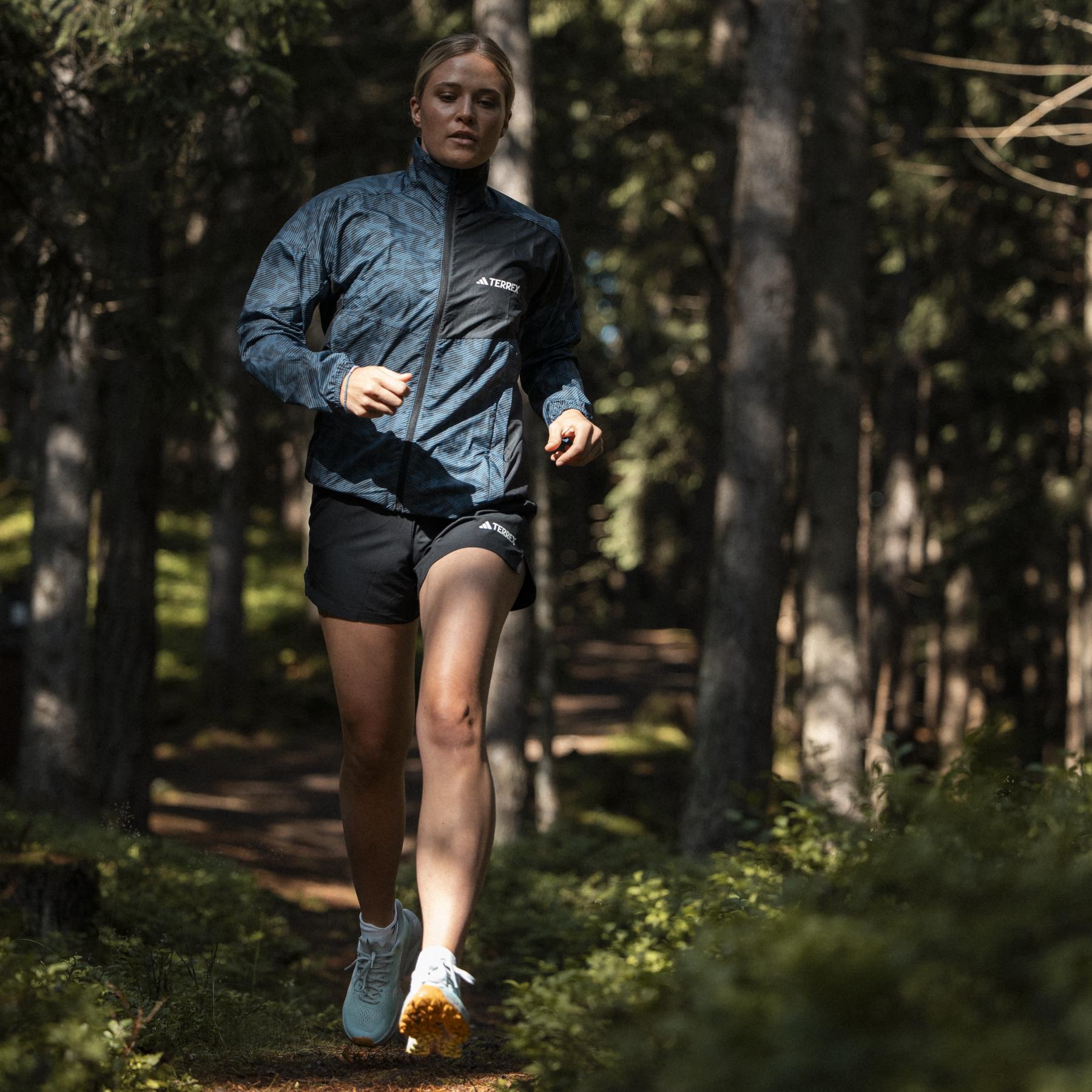 product/a/d/adidas_ia1808_21_apparel_photography_descmrktng_view_1.jpg