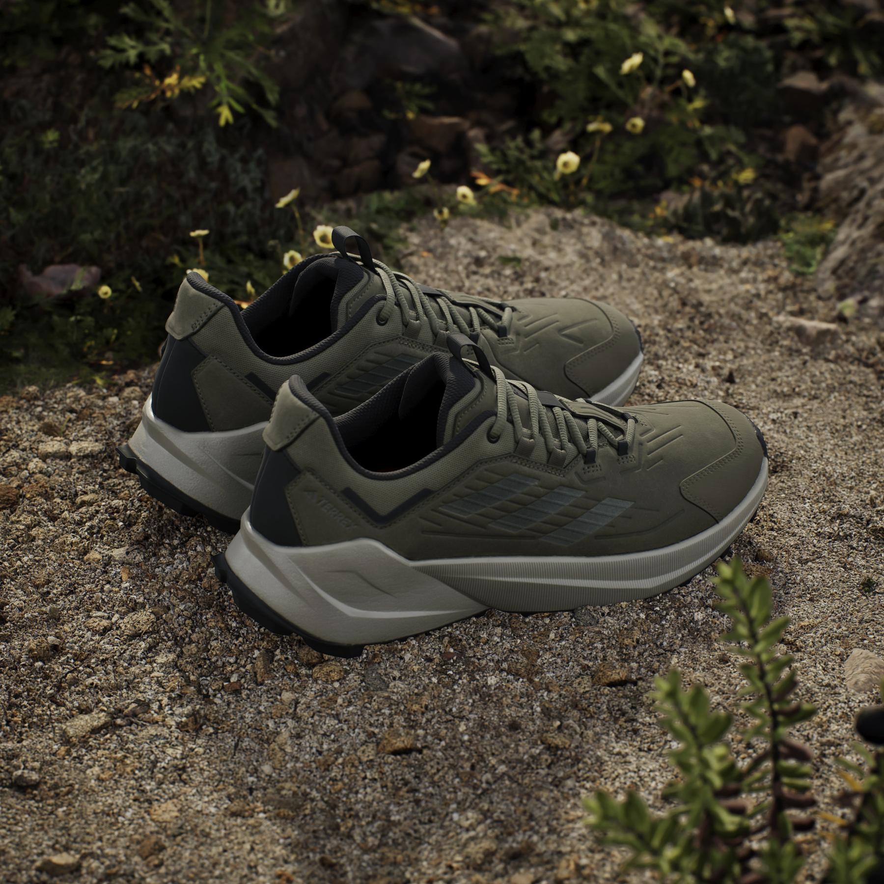 product/a/d/adidas_id0887_17_footwear_photography_heromrktng_view_6-nw091625.jpg