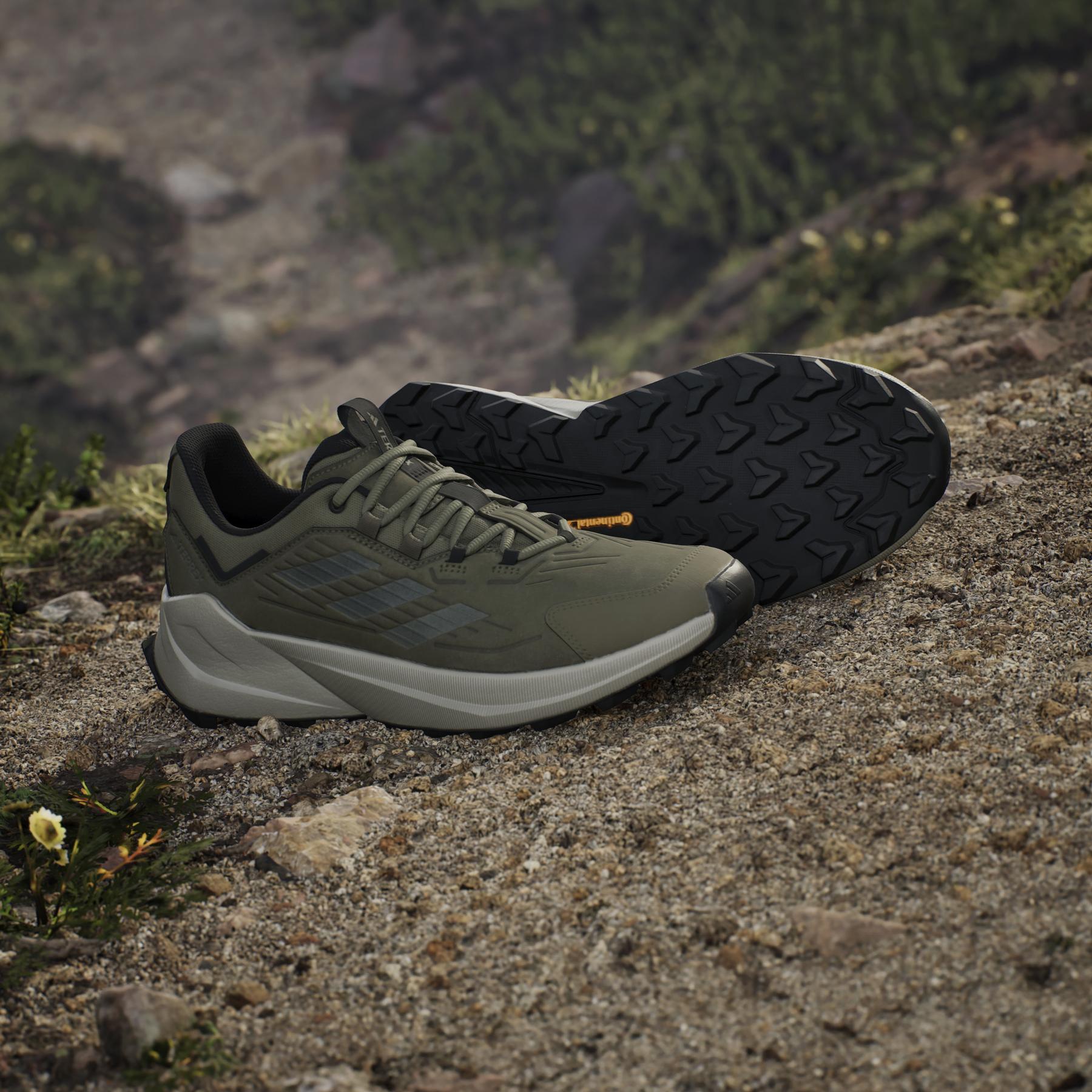 product/a/d/adidas_id0887_19_footwear_photography_heromrktng_view_8-nw091625.jpg