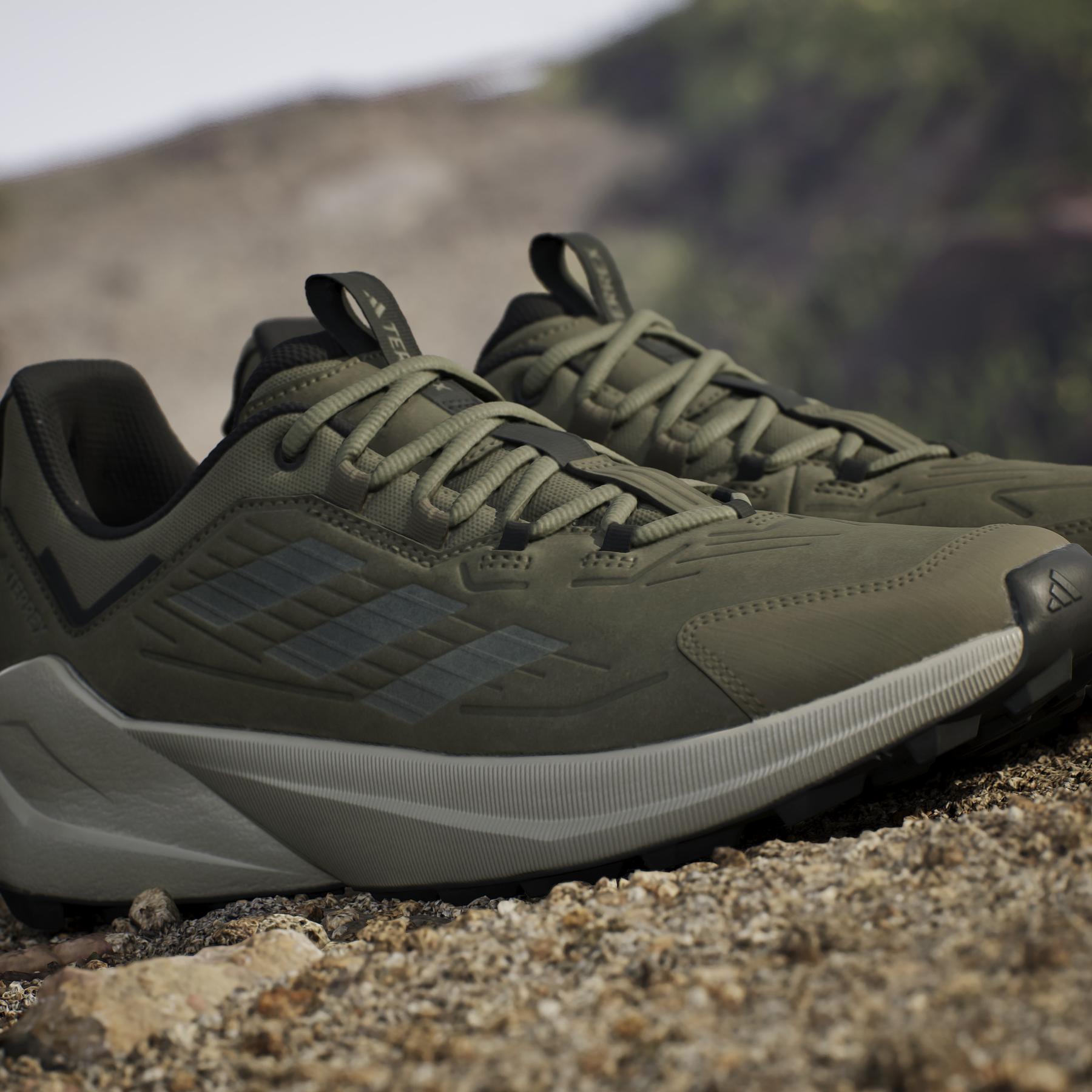 product/a/d/adidas_id0887_20_footwear_photography_heromrktng_view_9-nw091625.jpg