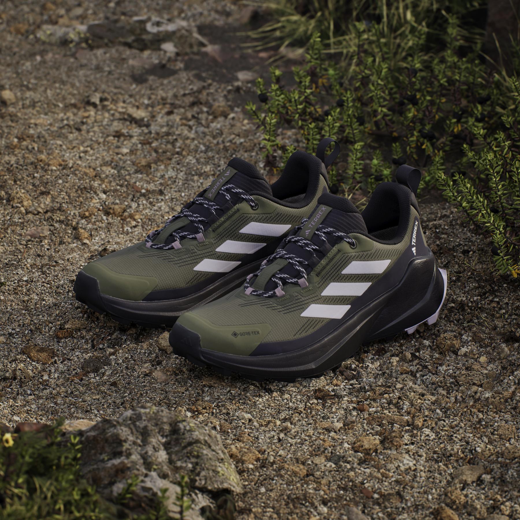 product/a/d/adidas_id0906_18_footwear_photography_heromrktng_view_5.jpg