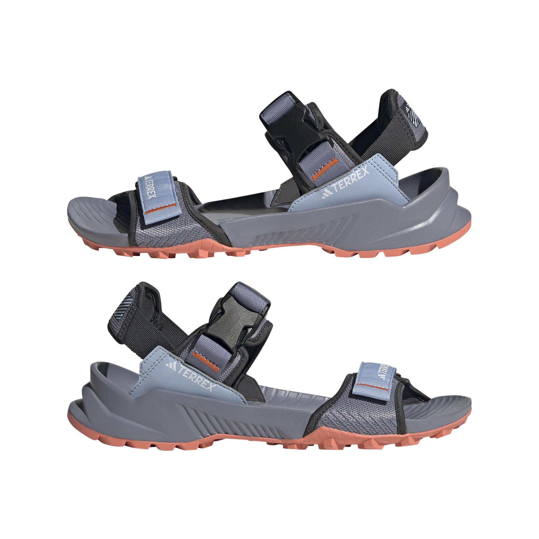 product/a/d/adidas_id4271_10_footwear_photography_mirrored_pair_view_white.jpg