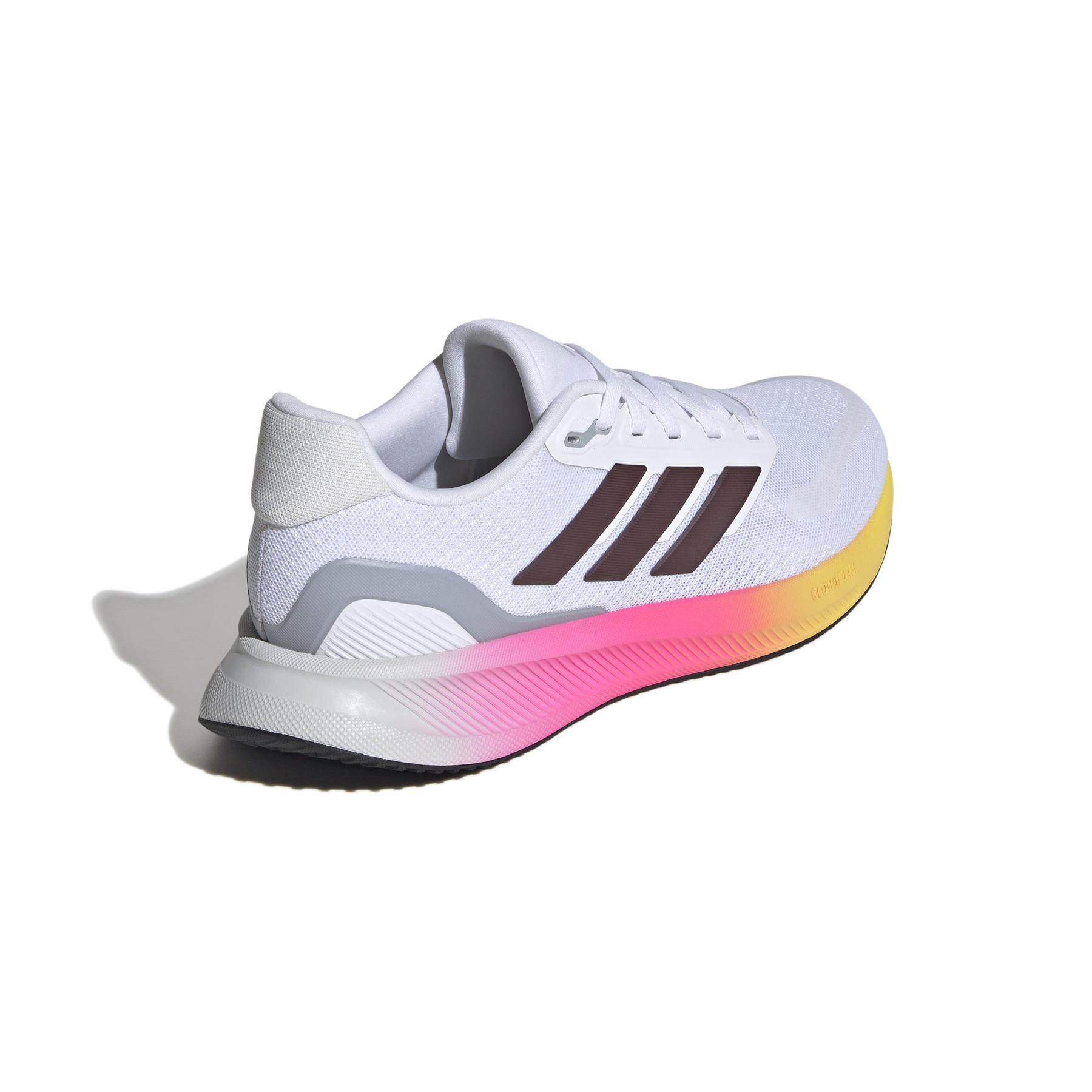 product/a/d/adidas_ie0527_7_footwear_photography_back_lateral_top_view_white.jpg