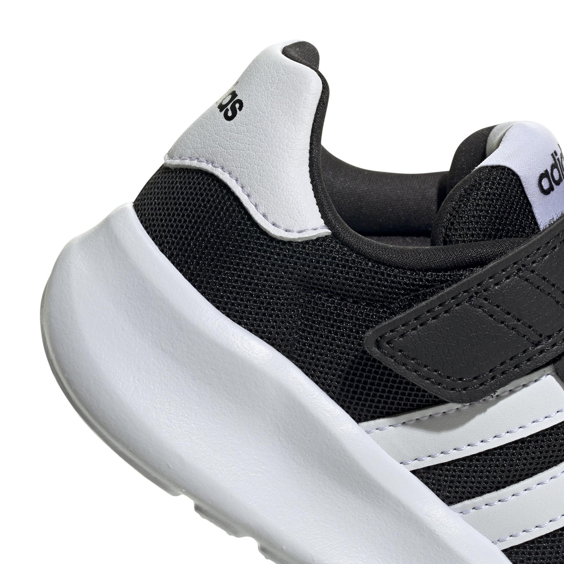 product/a/d/adidas_ie1133_9_footwear_photography_detail_view_2_white-nw091625.jpg
