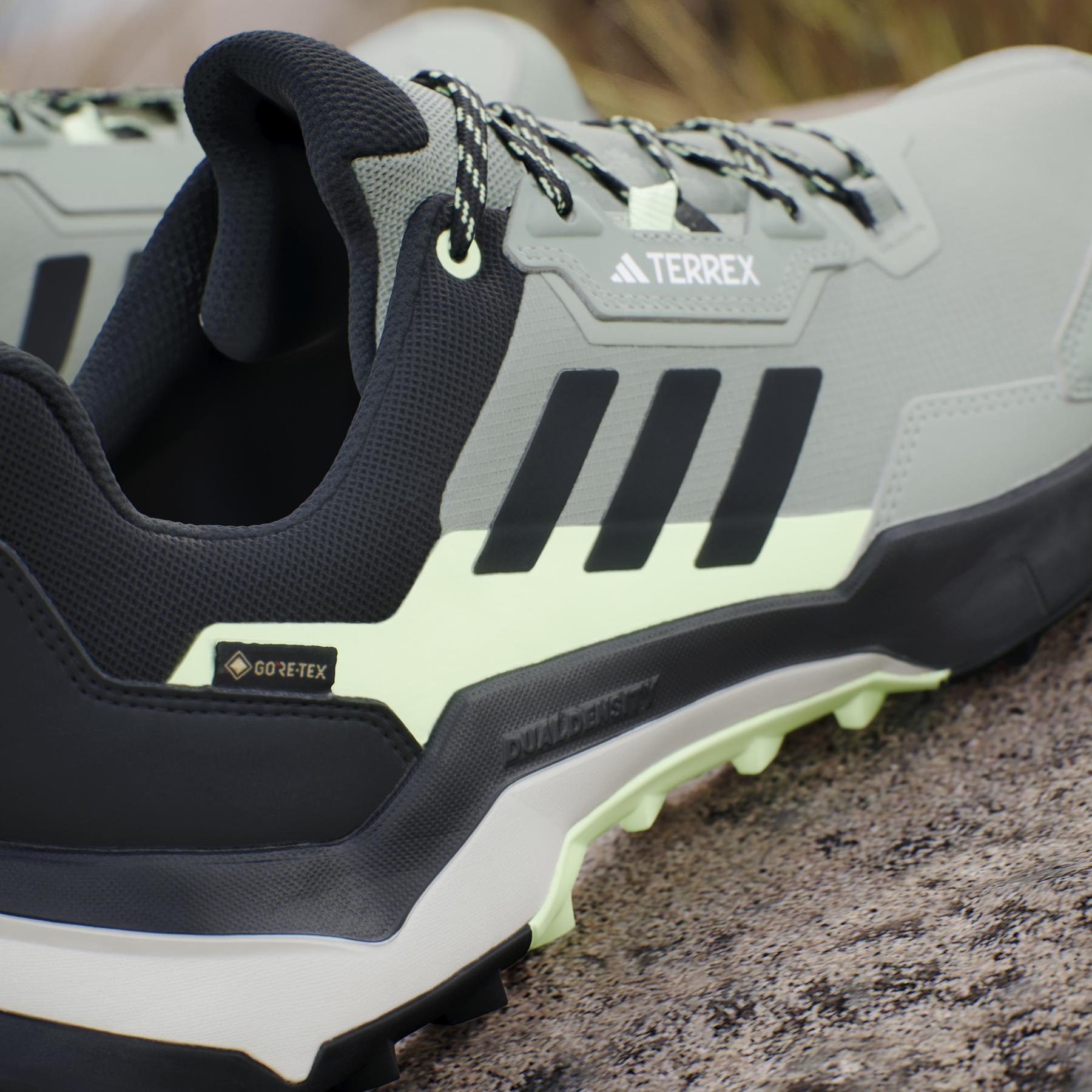 product/a/d/adidas_ie2569_25_footwear_photography_heromrktng_view_10.jpg