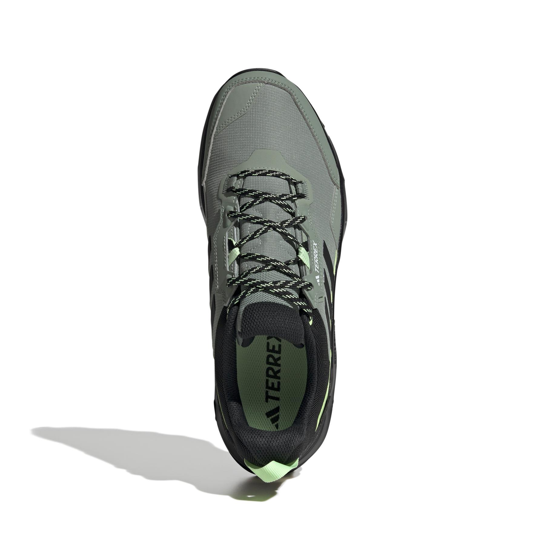 product/a/d/adidas_ie2569_3_footwear_photography_top_portrait_view_white.jpg