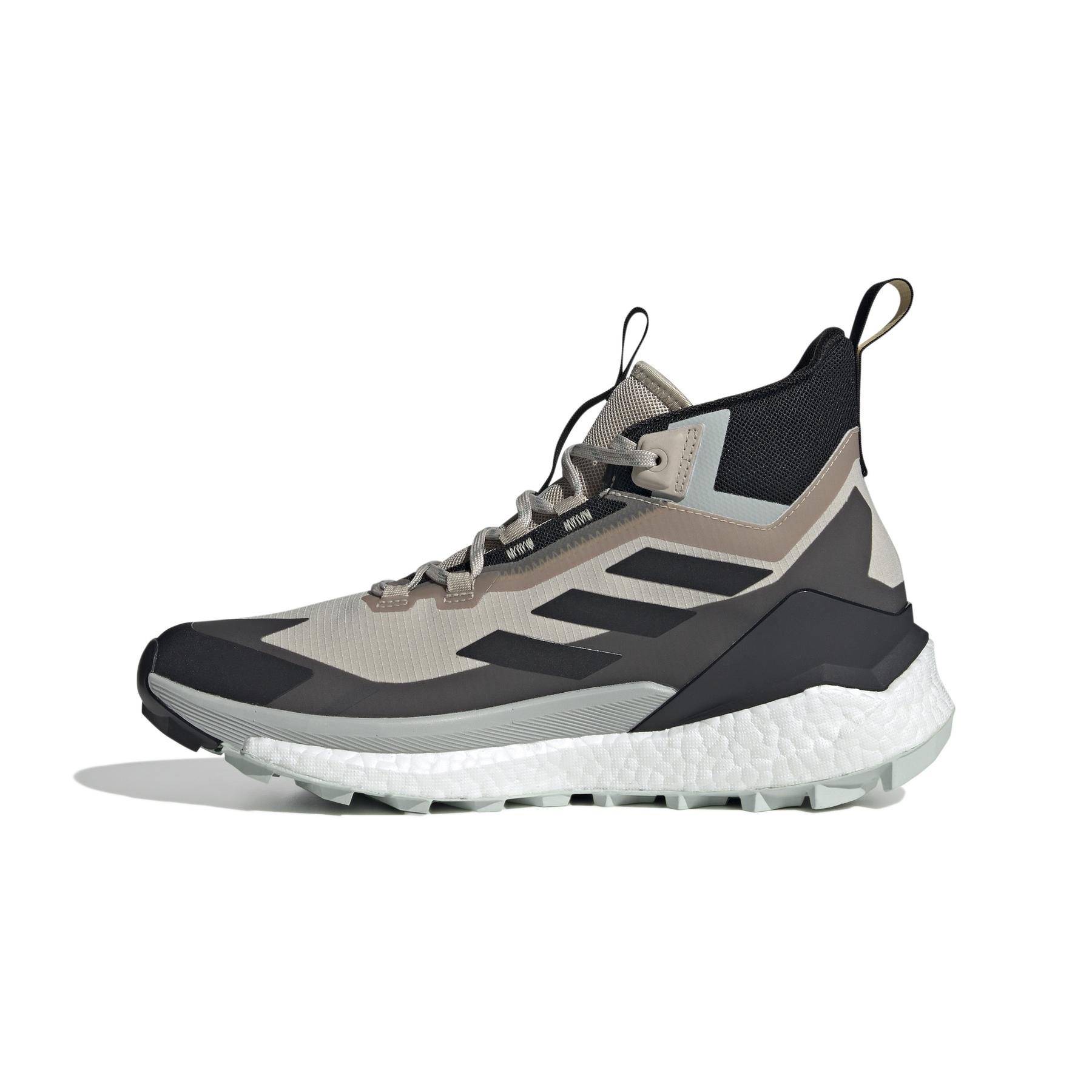 product/a/d/adidas_ie5128_5_footwear_photography_side_medial_center_view_white.jpg