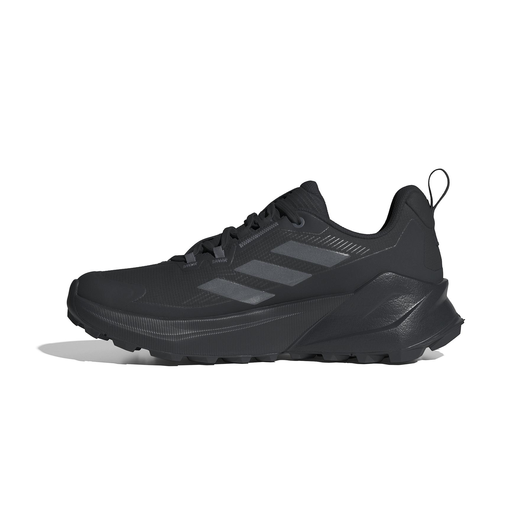 product/a/d/adidas_ie5154_5_footwear_photography_side_medial_center_view_white.jpg