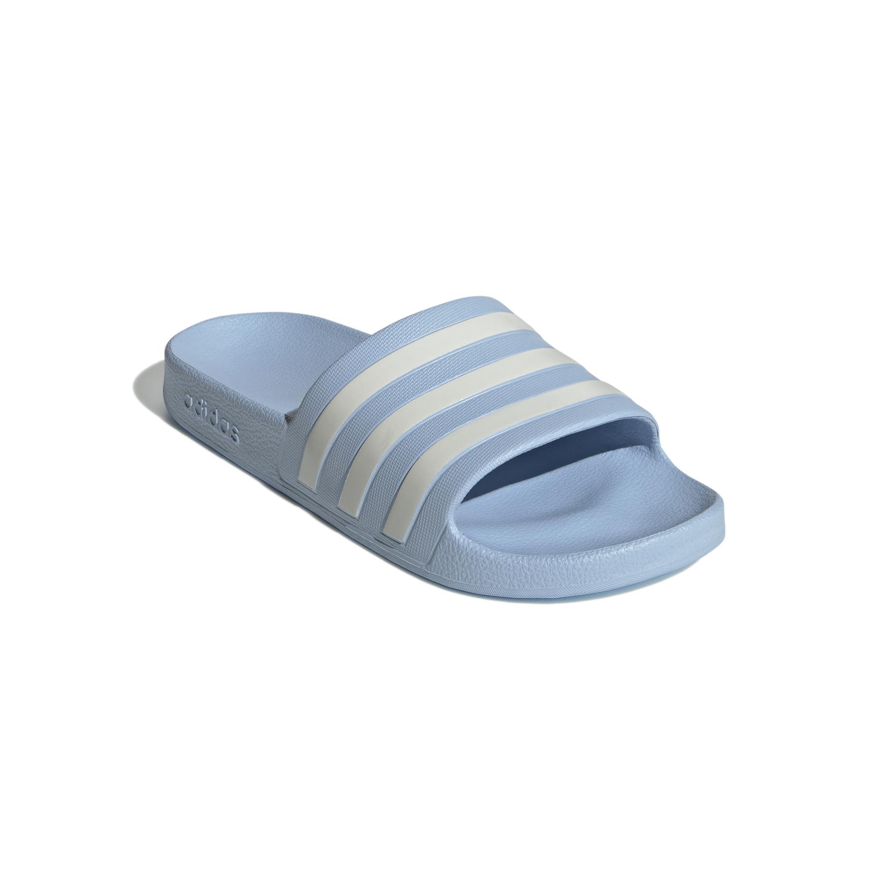 product/a/d/adidas_ie8919_6_footwear_photography_front_lateral_top_view_white.jpg