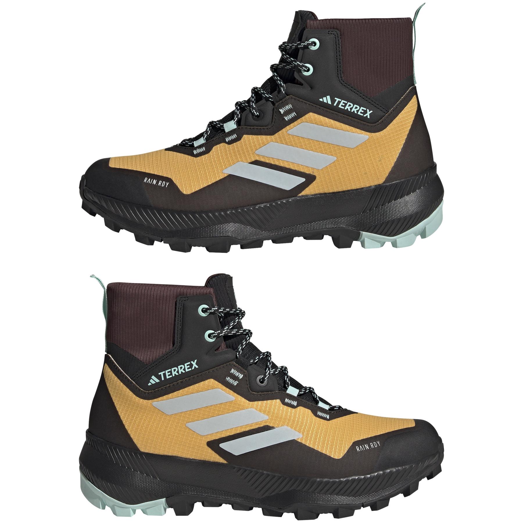 product/a/d/adidas_if4930_10_footwear_photography_mirrored_pair_view_white-nw091625.jpg