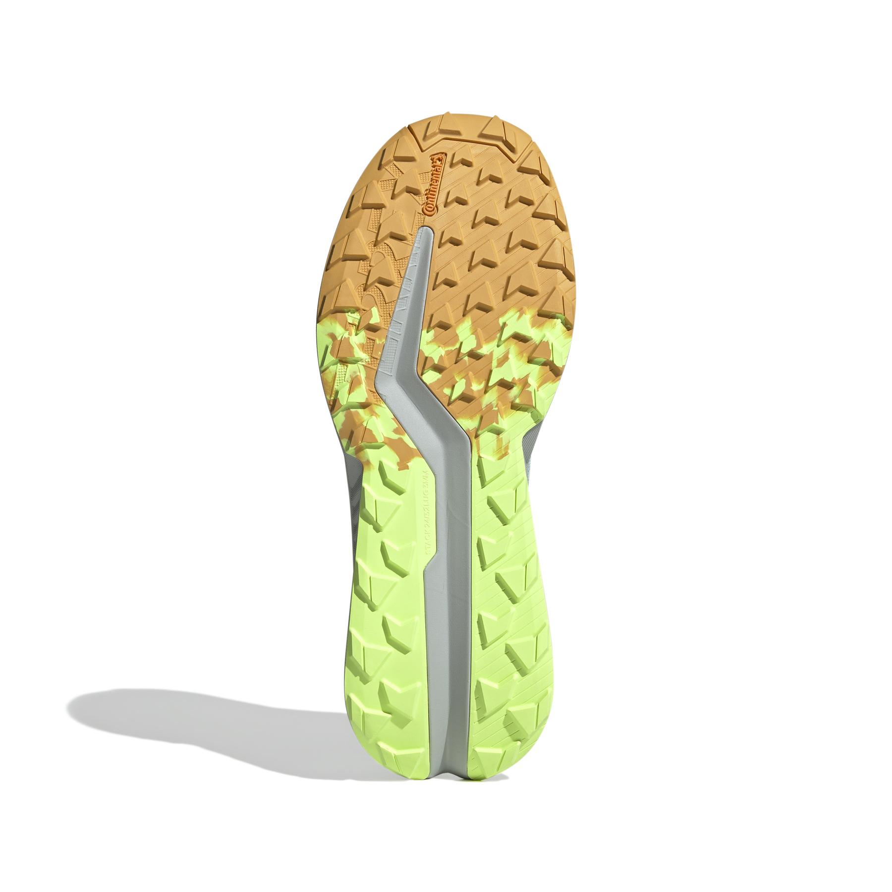 product/a/d/adidas_if5004_4_footwear_photography_bottom_view_white-nw091625.jpg