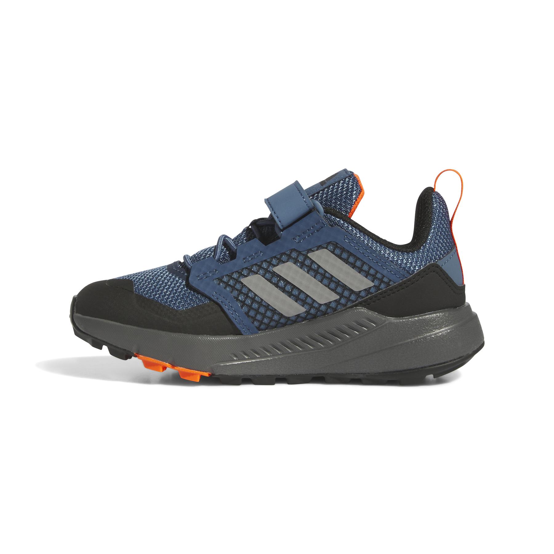 product/a/d/adidas_if5709_5_footwear_photography_side_medial_center_view_white.jpg