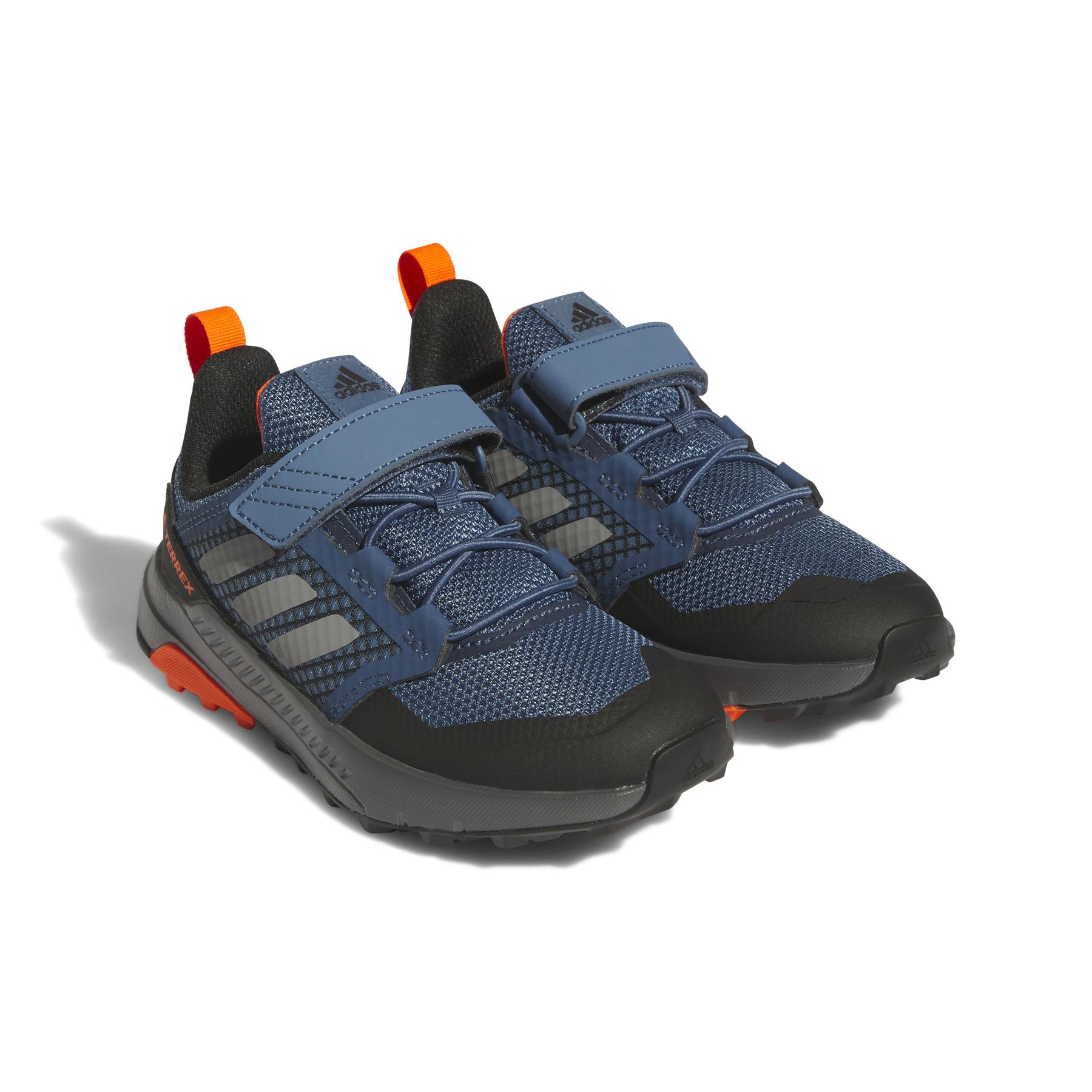 product/a/d/adidas_if5709_6_footwear_photography_front_lateral_top_view_white.jpg