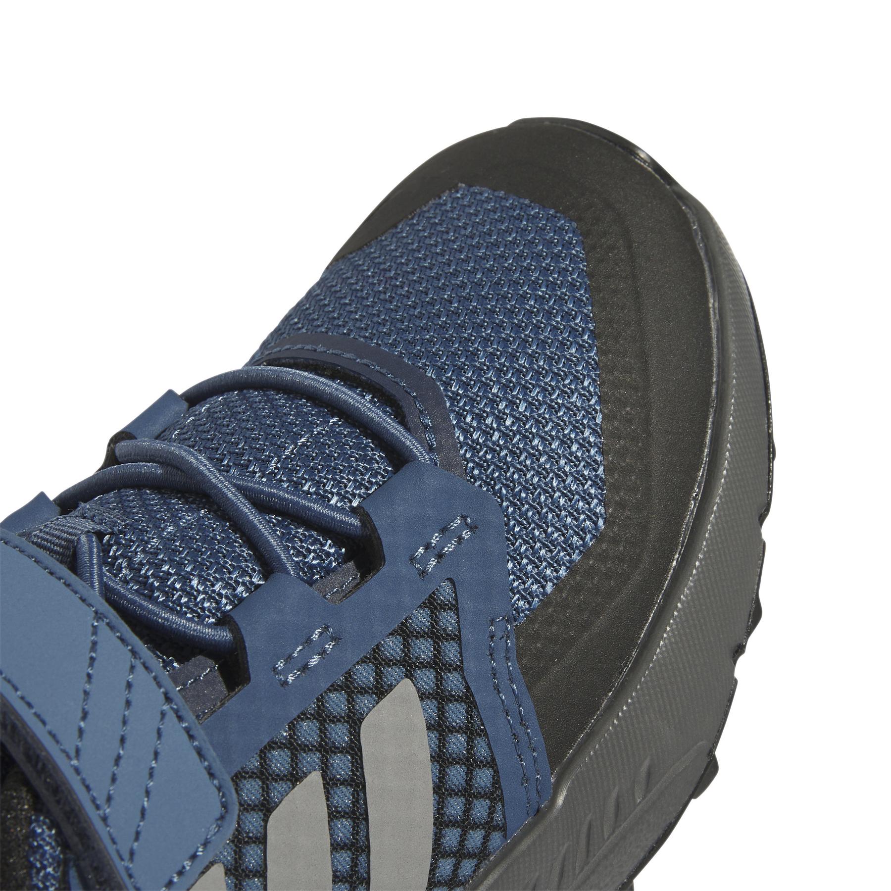 product/a/d/adidas_if5709_8_footwear_photography_detail_view_1_white.jpg