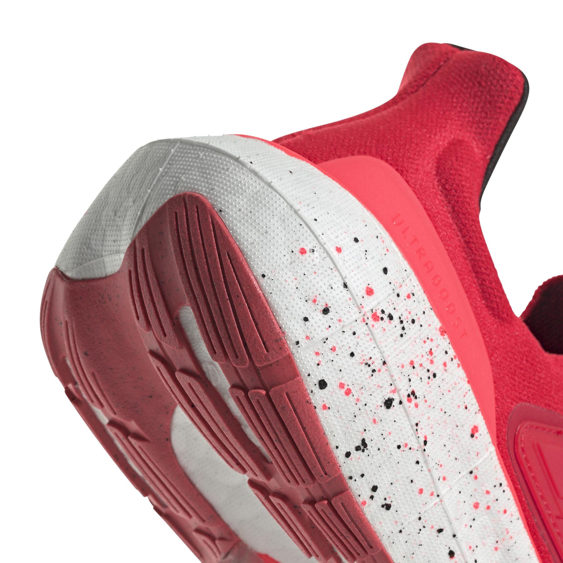 product/a/d/adidas_ig0746_8_footwear_photography_detail_view_1_white.jpg