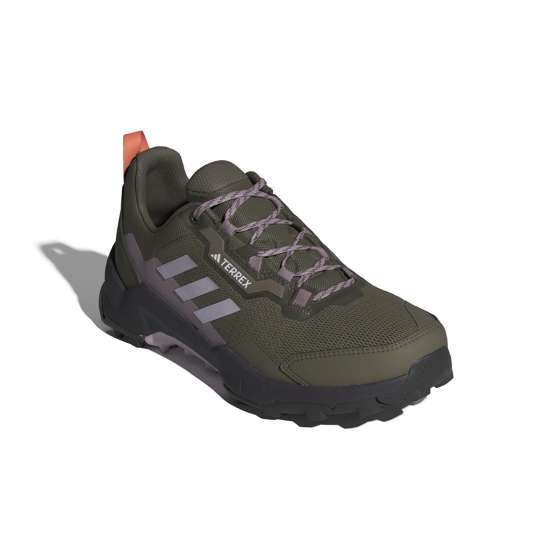 product/a/d/adidas_ig8845_6_footwear_photography_front_lateral_top_view_white.jpg