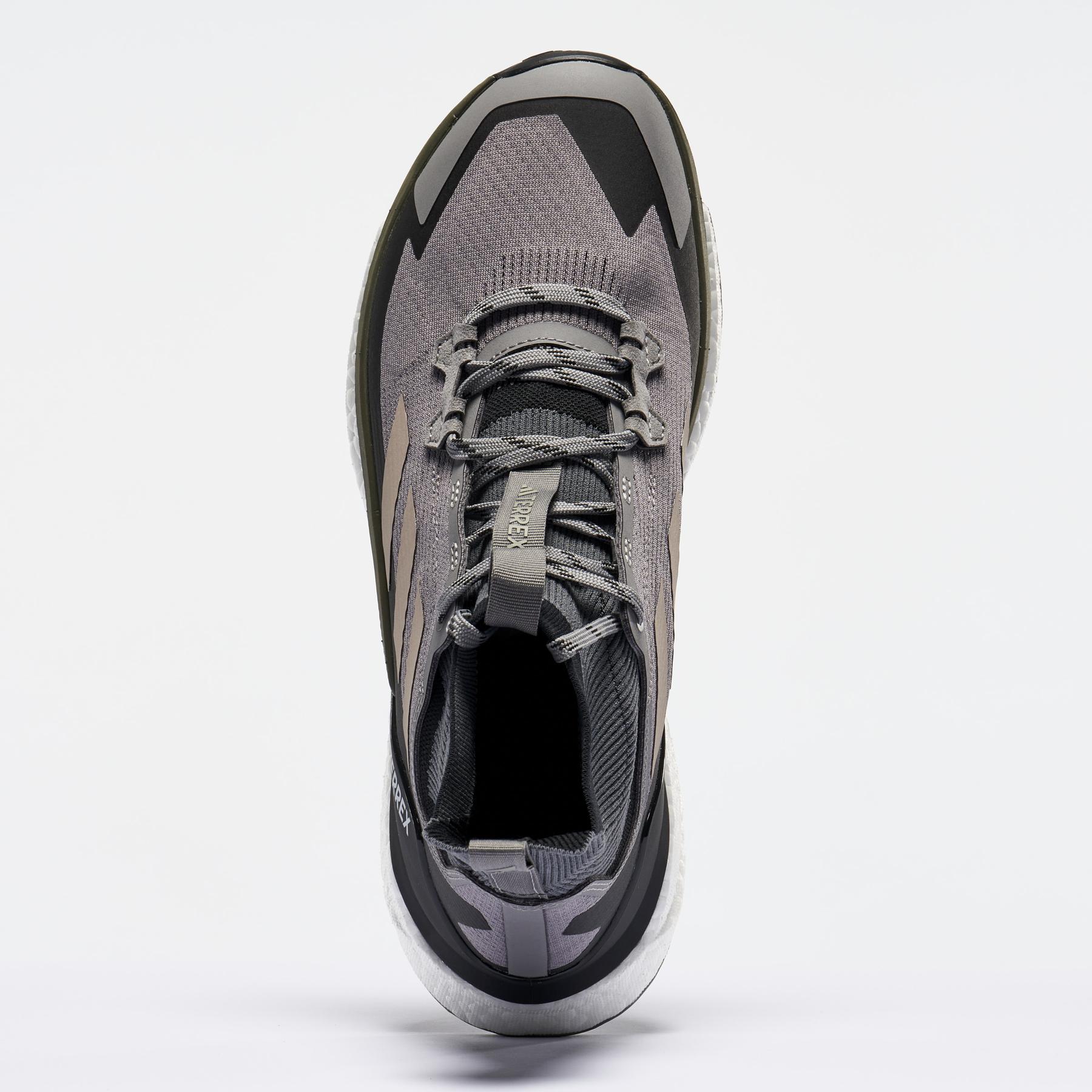 product/a/d/adidas_ig8866_11_footwear_photography_side_lateral_left_view_white.jpg
