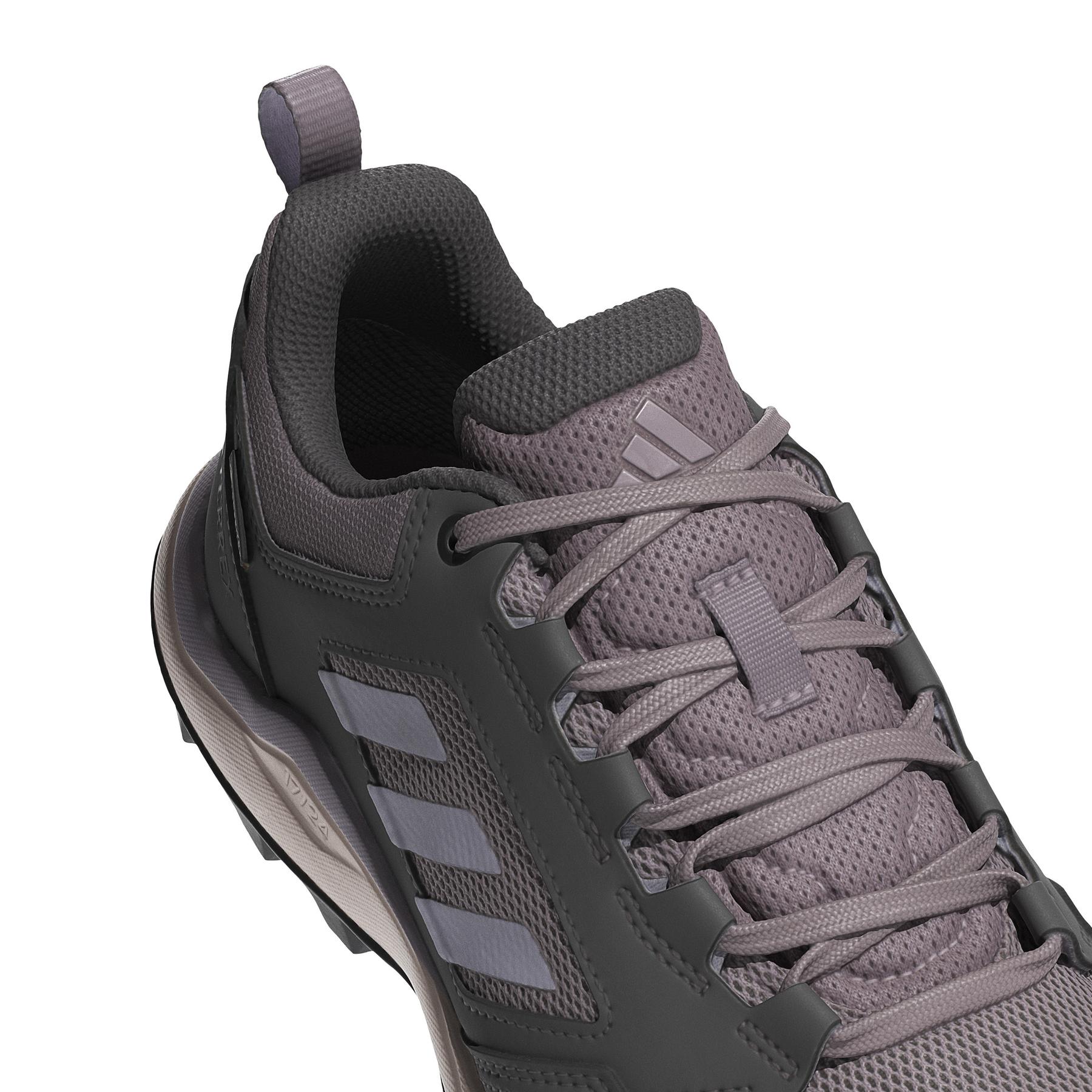 product/a/d/adidas_ig8926_8_footwear_photography_detail_view_1_white.jpg