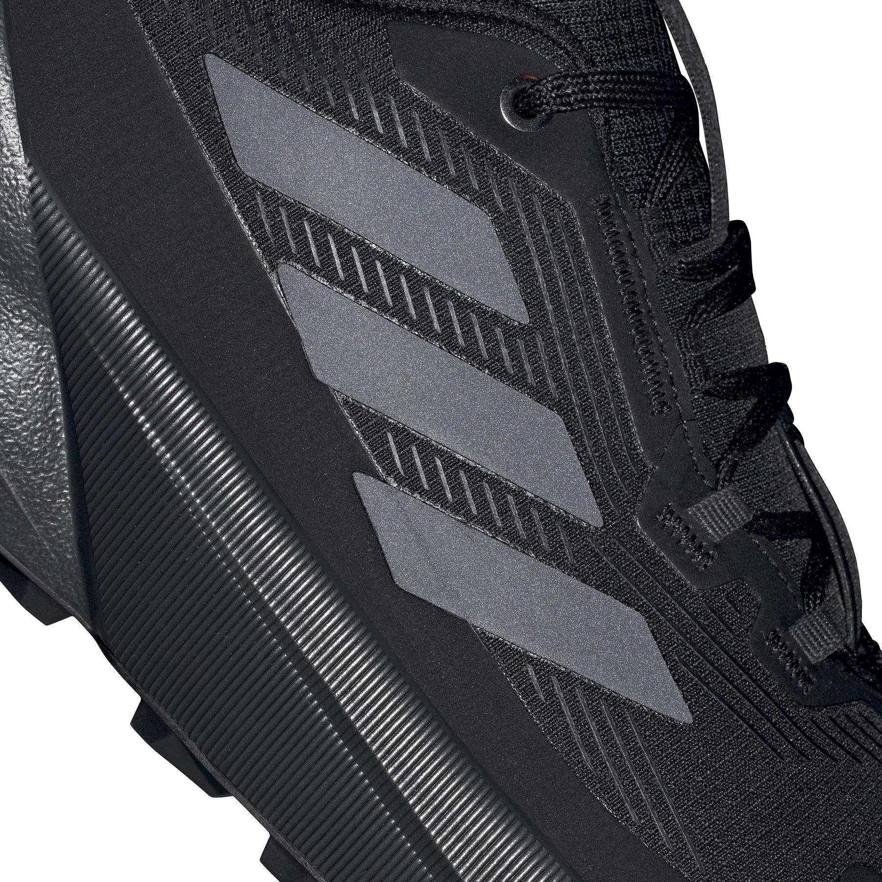 product/a/d/adidas_ih0618_13_footwear_photography_reflective_detail_white-nw091625.jpg