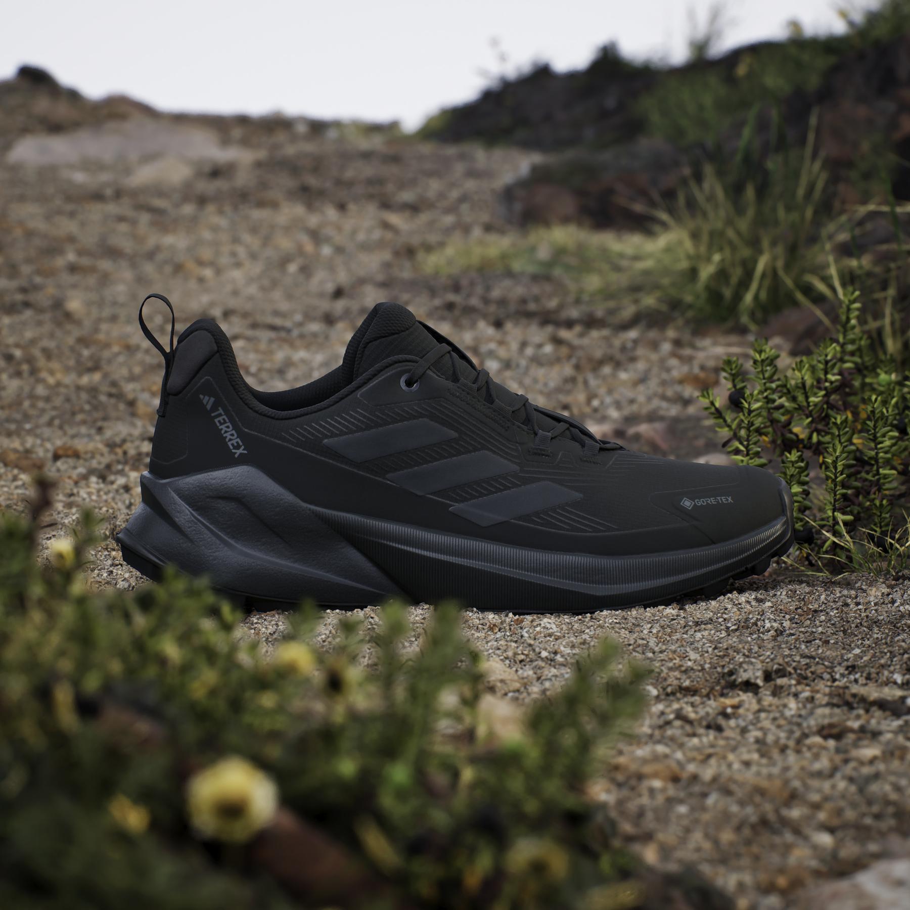 product/a/d/adidas_ih0618_18_footwear_photography_heromrktng_view_3-nw091625.jpg