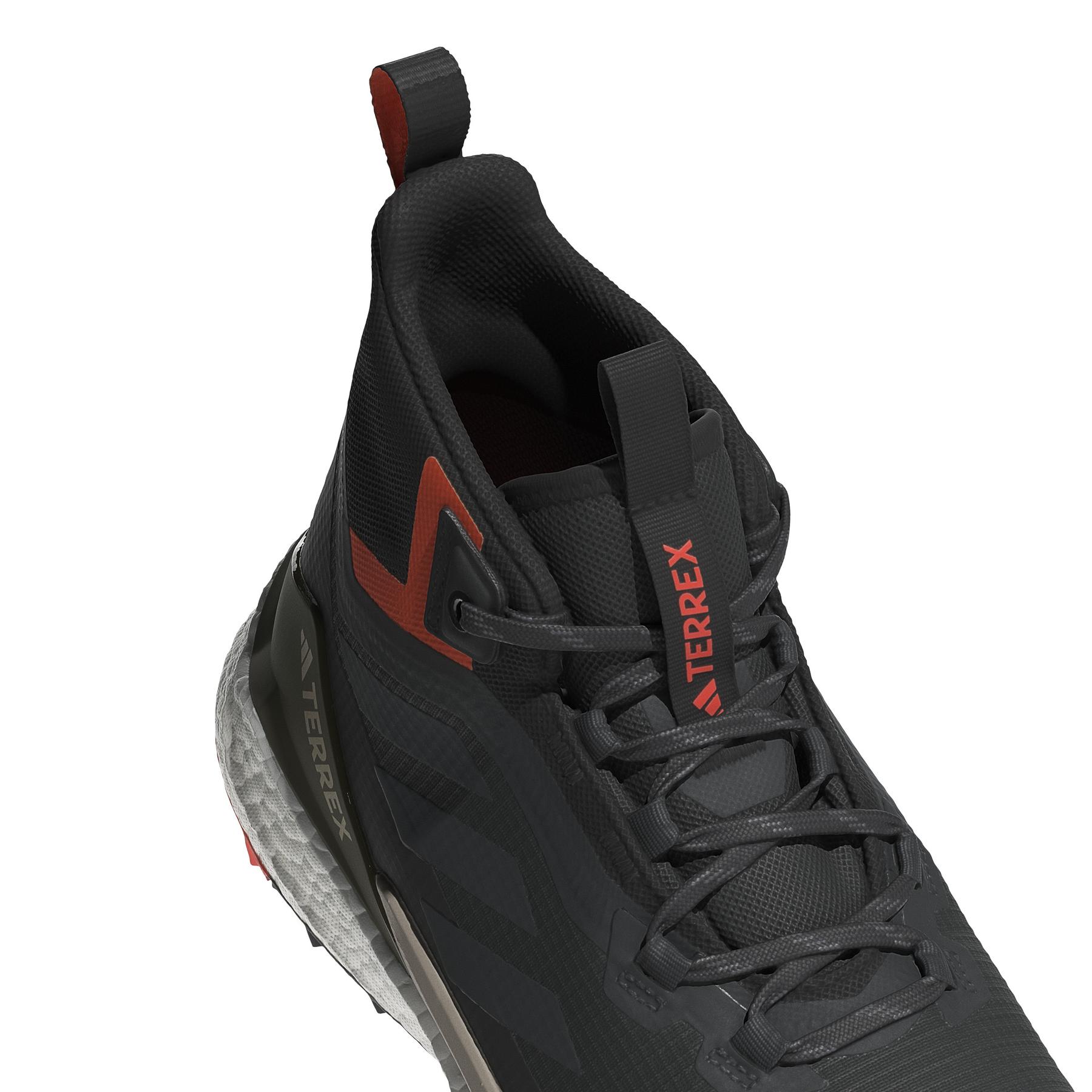 product/a/d/adidas_ih0669_8_footwear_photography_detail_view_1_white-nw091625.jpg
