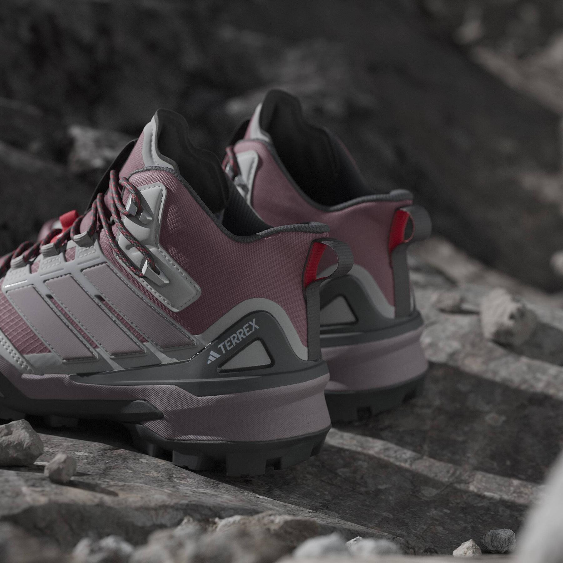 product/a/d/adidas_ih2806_22_footwear_photography_heromrktng_view_10-nw091625.jpg