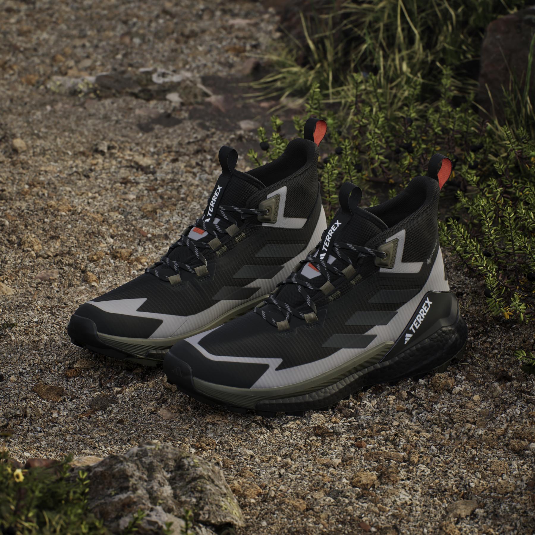 product/a/d/adidas_ih3526_18_footwear_photography_heromrktng_view_5-nw091625.jpg