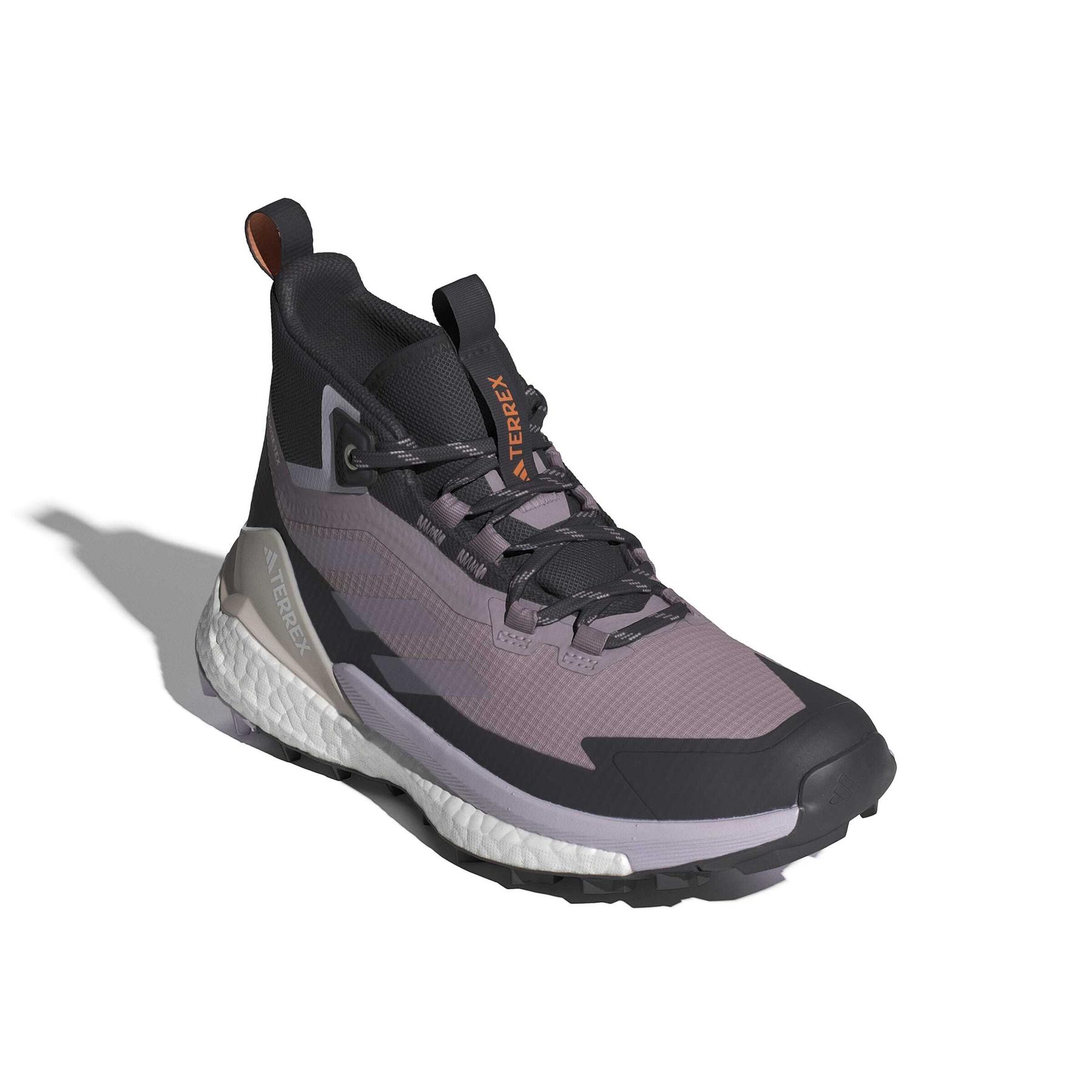 product/a/d/adidas_ih3532_6_footwear_photography_front_lateral_top_view_white-nw091625.jpg