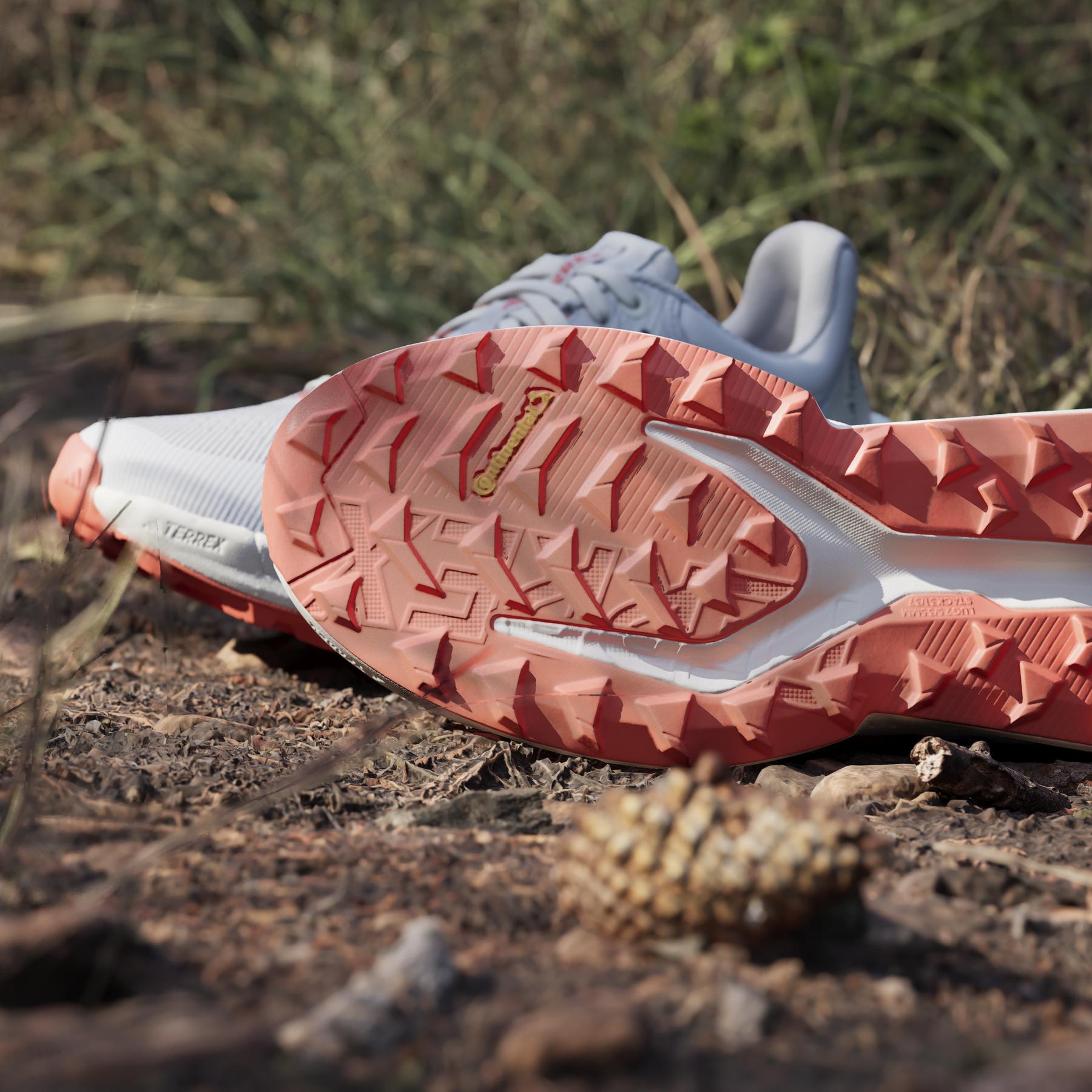 product/a/d/adidas_ih3791_24_footwear_photography_heromrktng_view_11-nw091625.jpg
