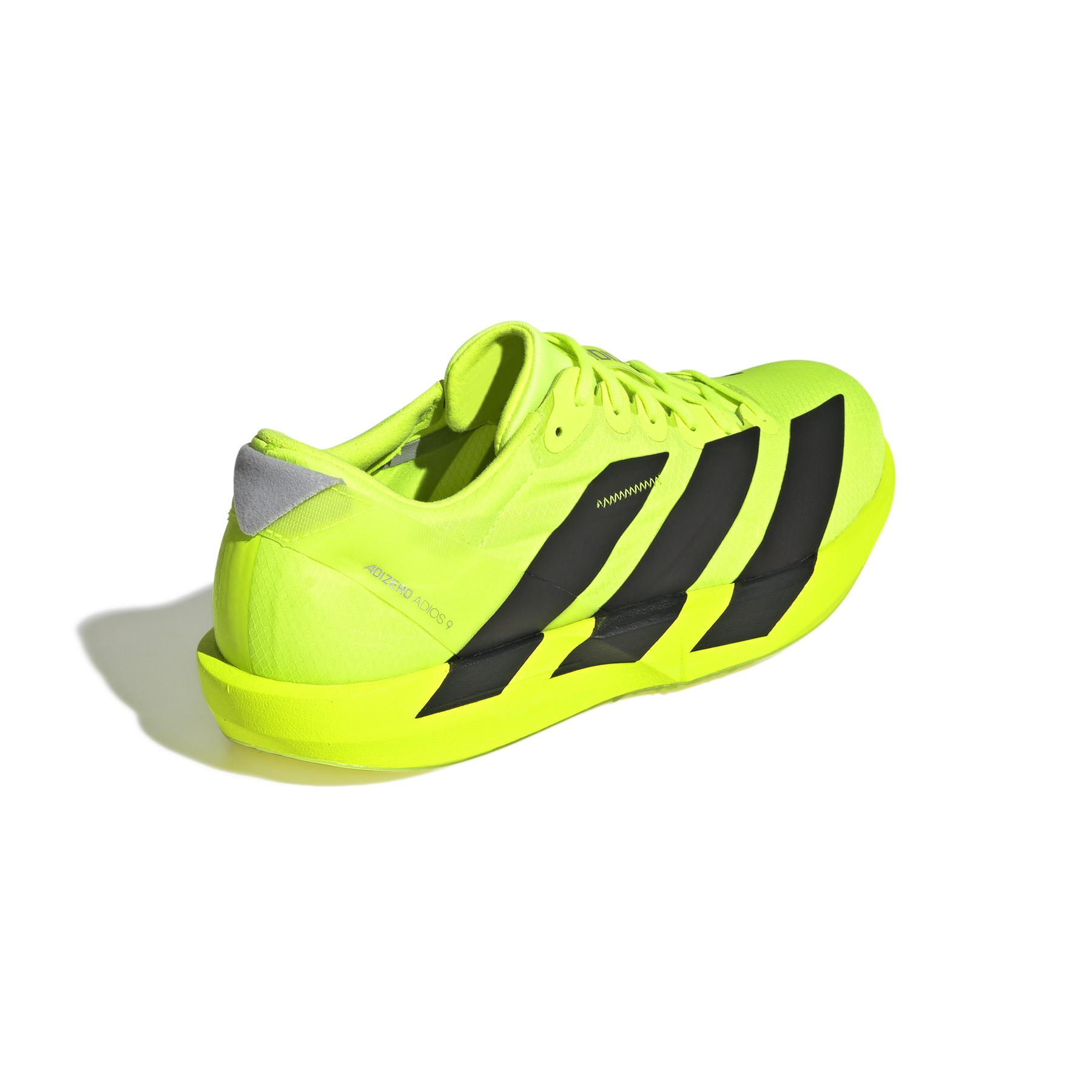 product/a/d/adidas_ih5067_7_footwear_photography_back_lateral_top_view_white-nw091625.jpg