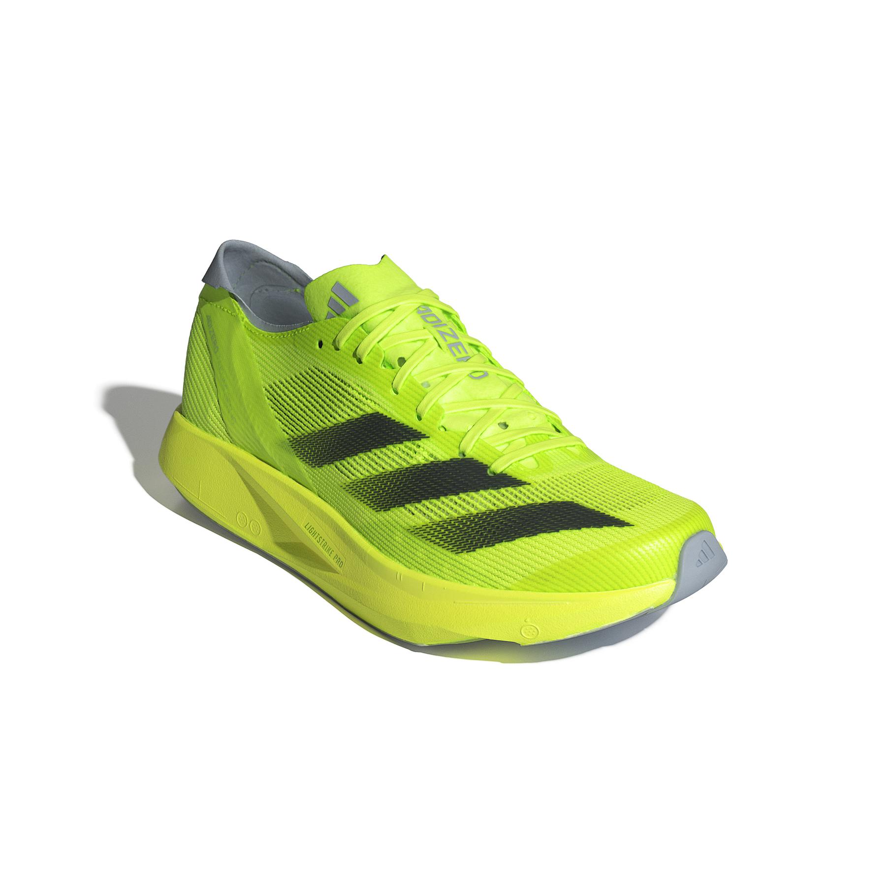 product/a/d/adidas_ih5715_6_footwear_photography_front_lateral_top_view_white-nw091625.jpg