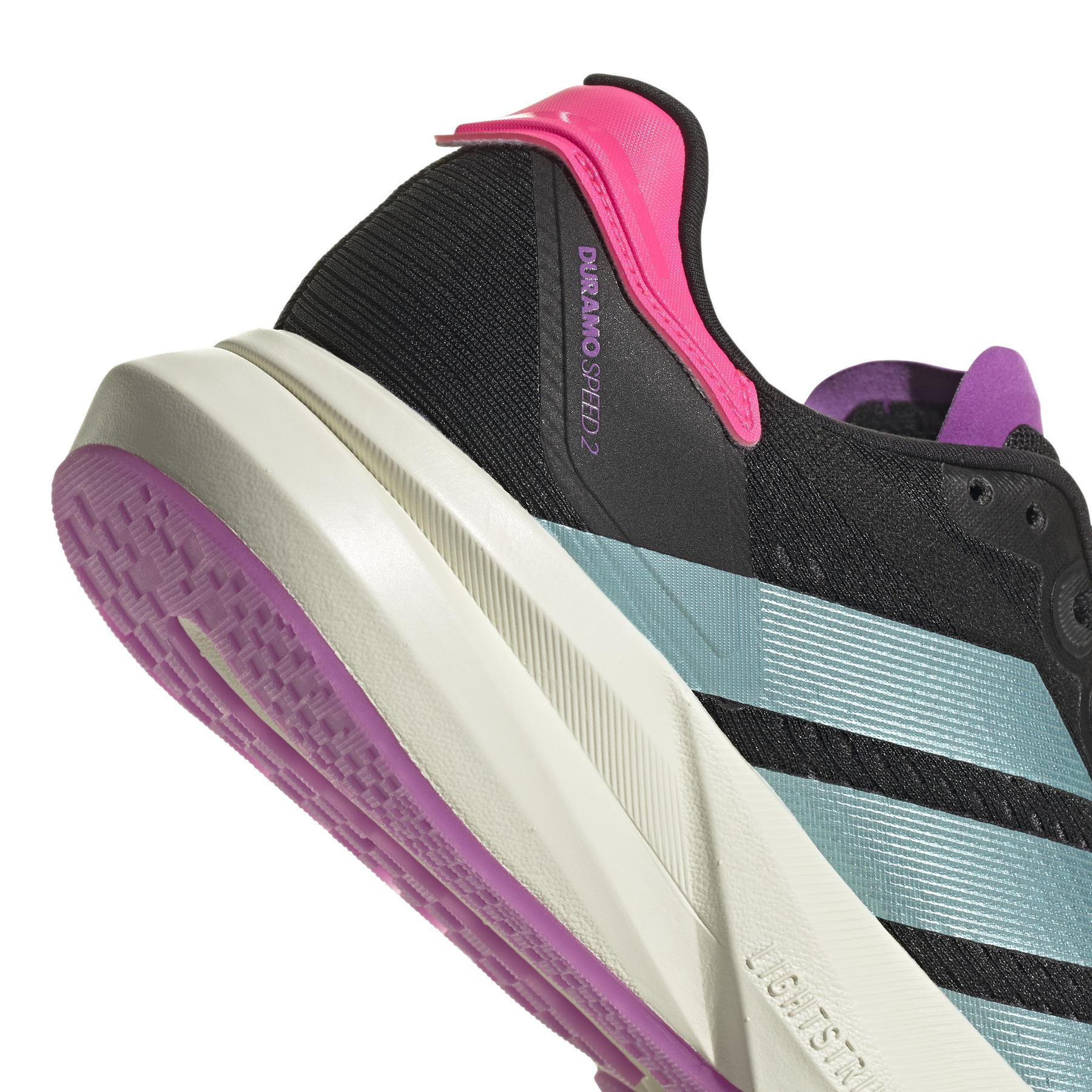 product/a/d/adidas_ih8209_8_footwear_photography_detail_view_1_white-nw091625.jpg