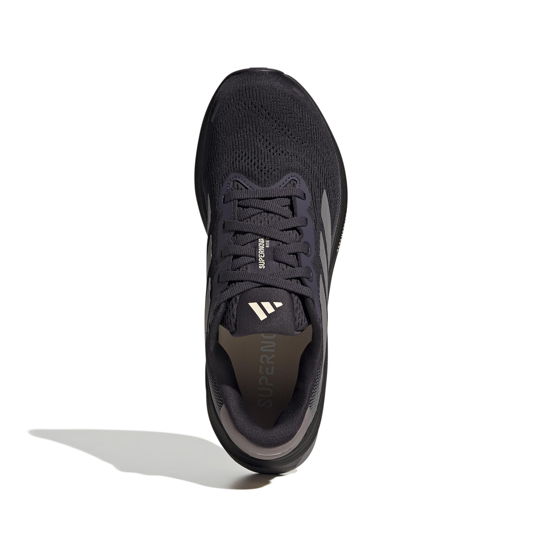 product/a/d/adidas_ih8701_3_footwear_photography_top_portrait_view_white-nw091625.jpg