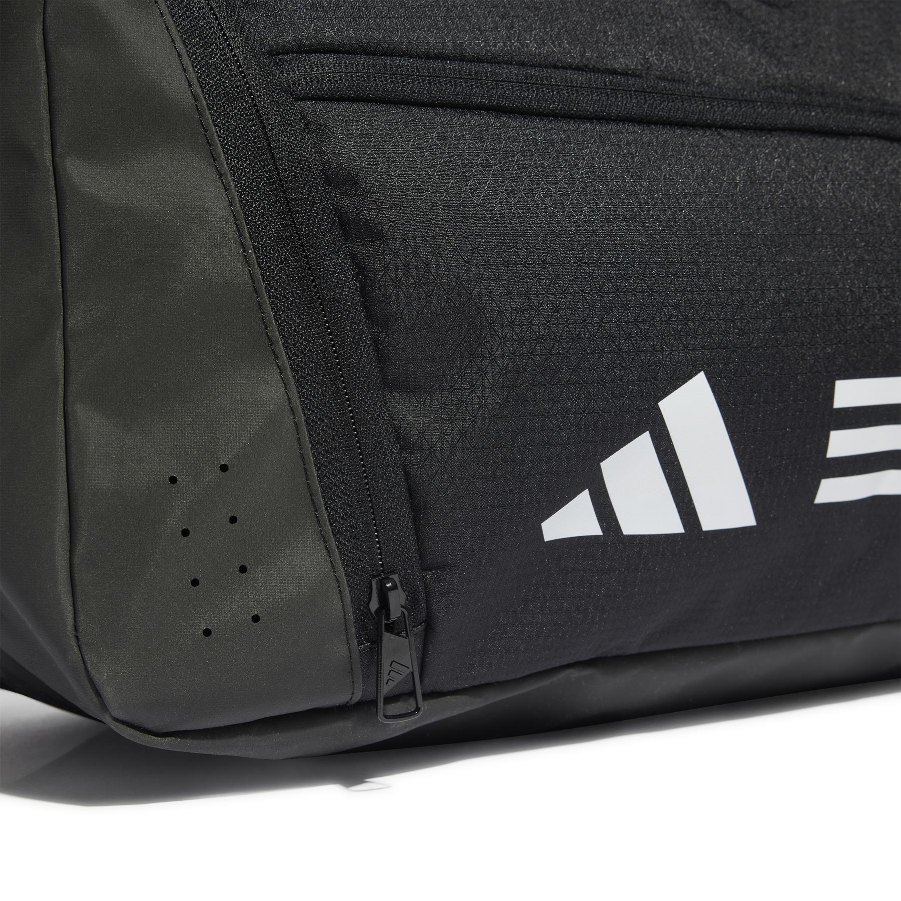 product/a/d/adidas_ip9862_5_hardware_photography_detail_view_1_white.jpg