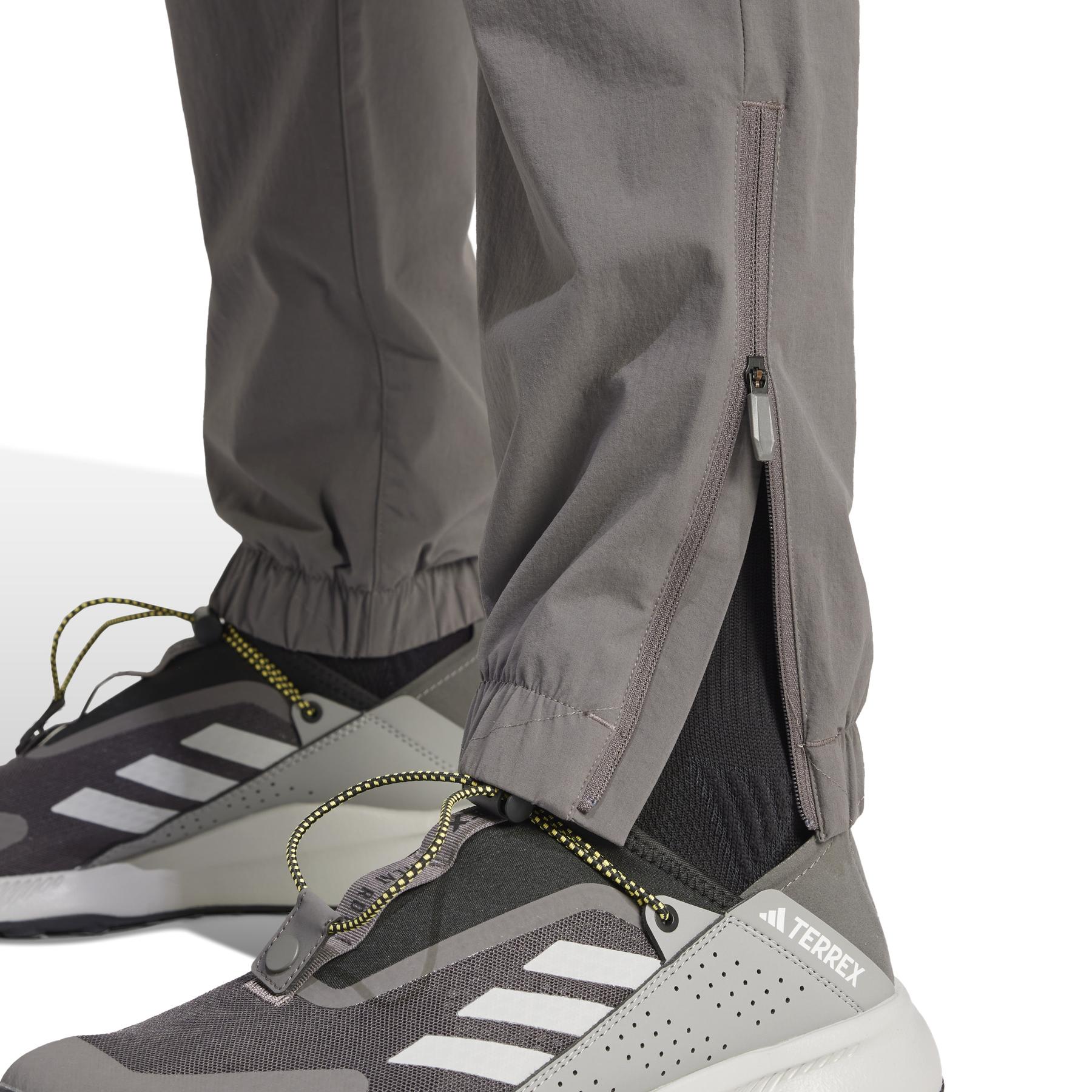 product/a/d/adidas_iq3506_7_apparel_on_model_detail_view_1_white.jpg