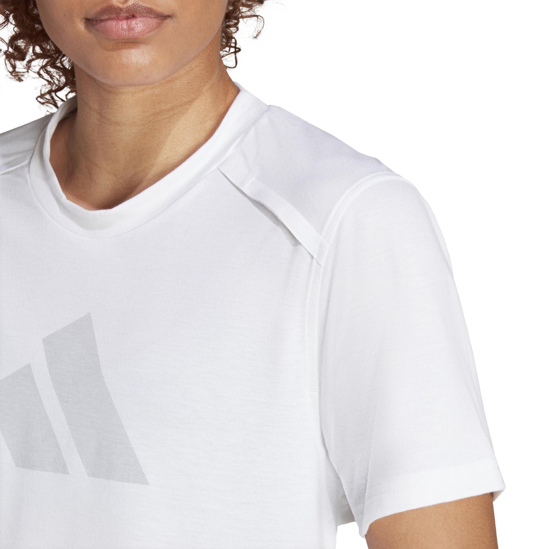 product/a/d/adidas_it2170_8_apparel_on_model_detail_view_2_white.jpg