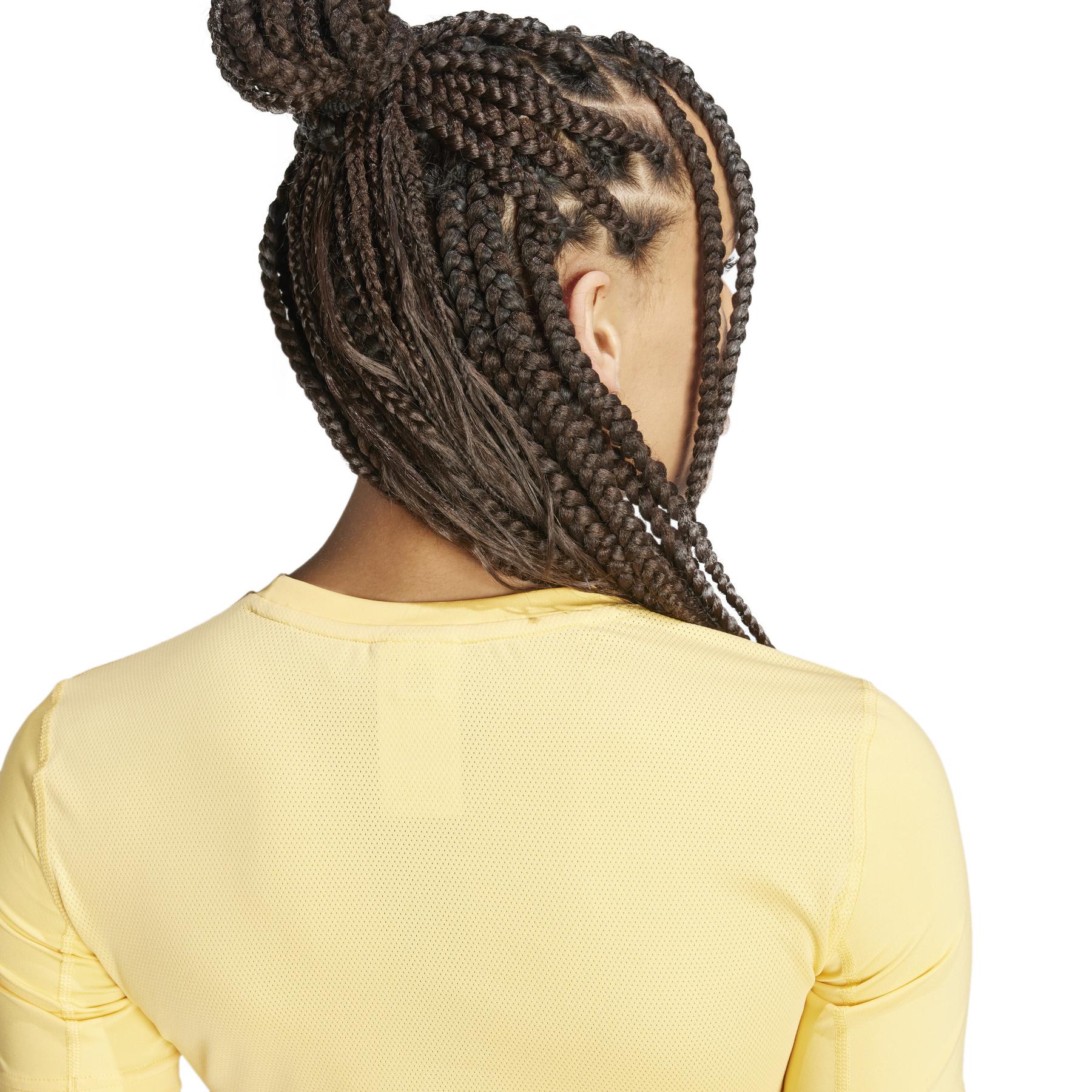 product/a/d/adidas_it6727_8_apparel_on_model_detail_view_2_white.jpg