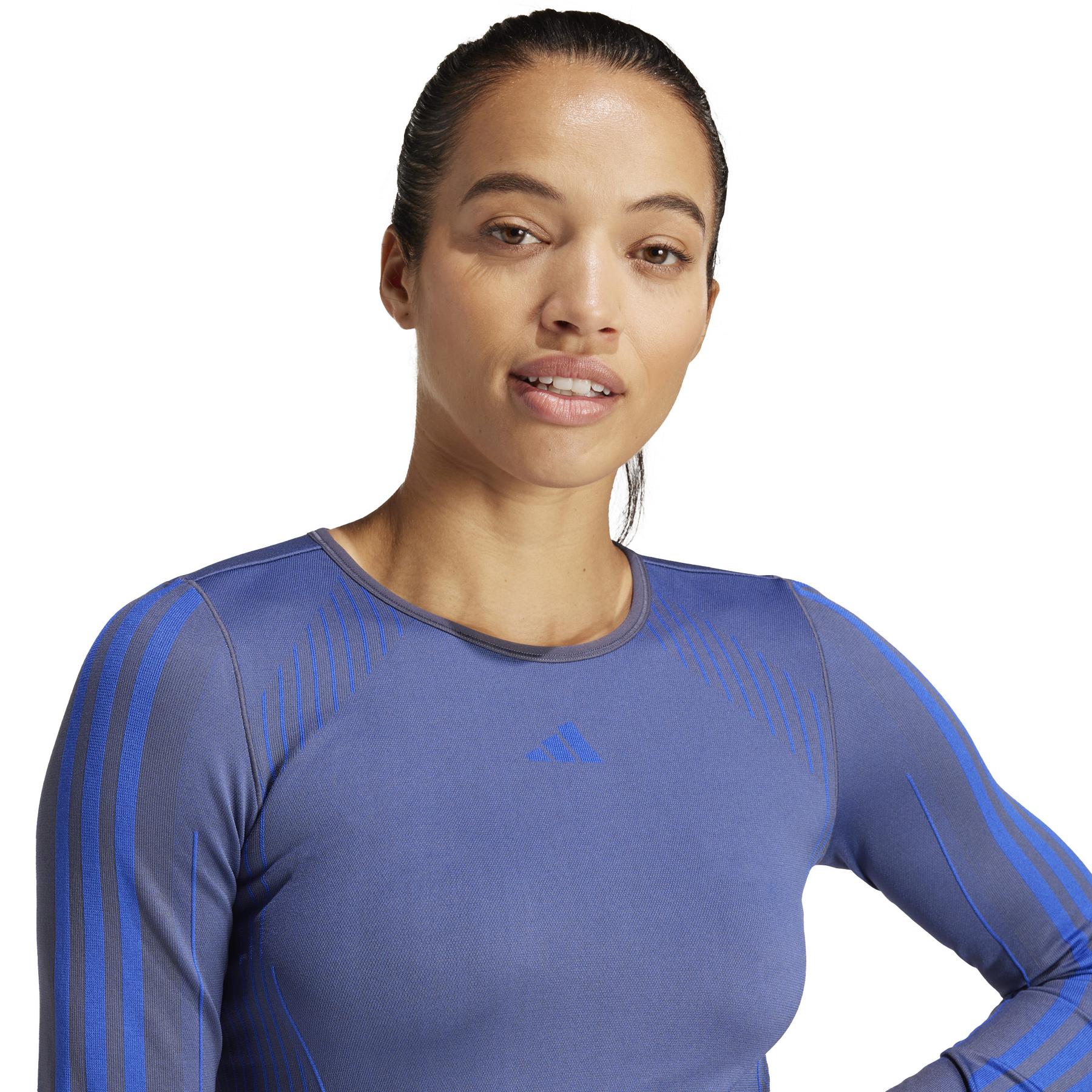 product/a/d/adidas_ix6995_7_apparel_on_model_detail_view_1_white.jpg