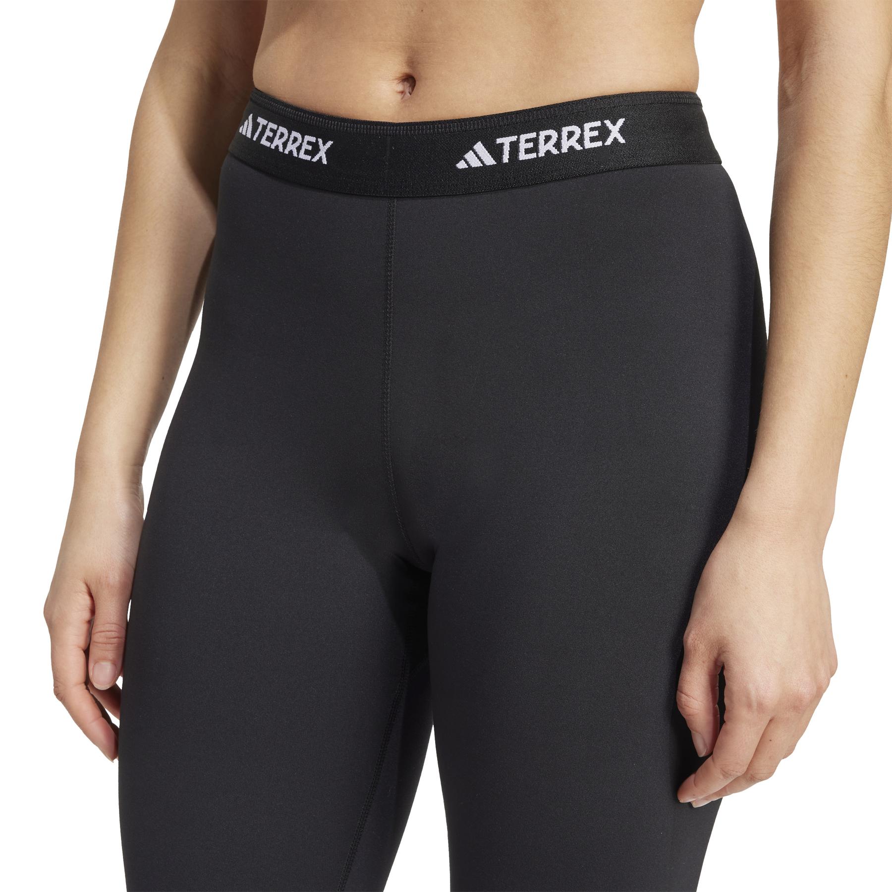 product/a/d/adidas_jc8196_black_6.jpg