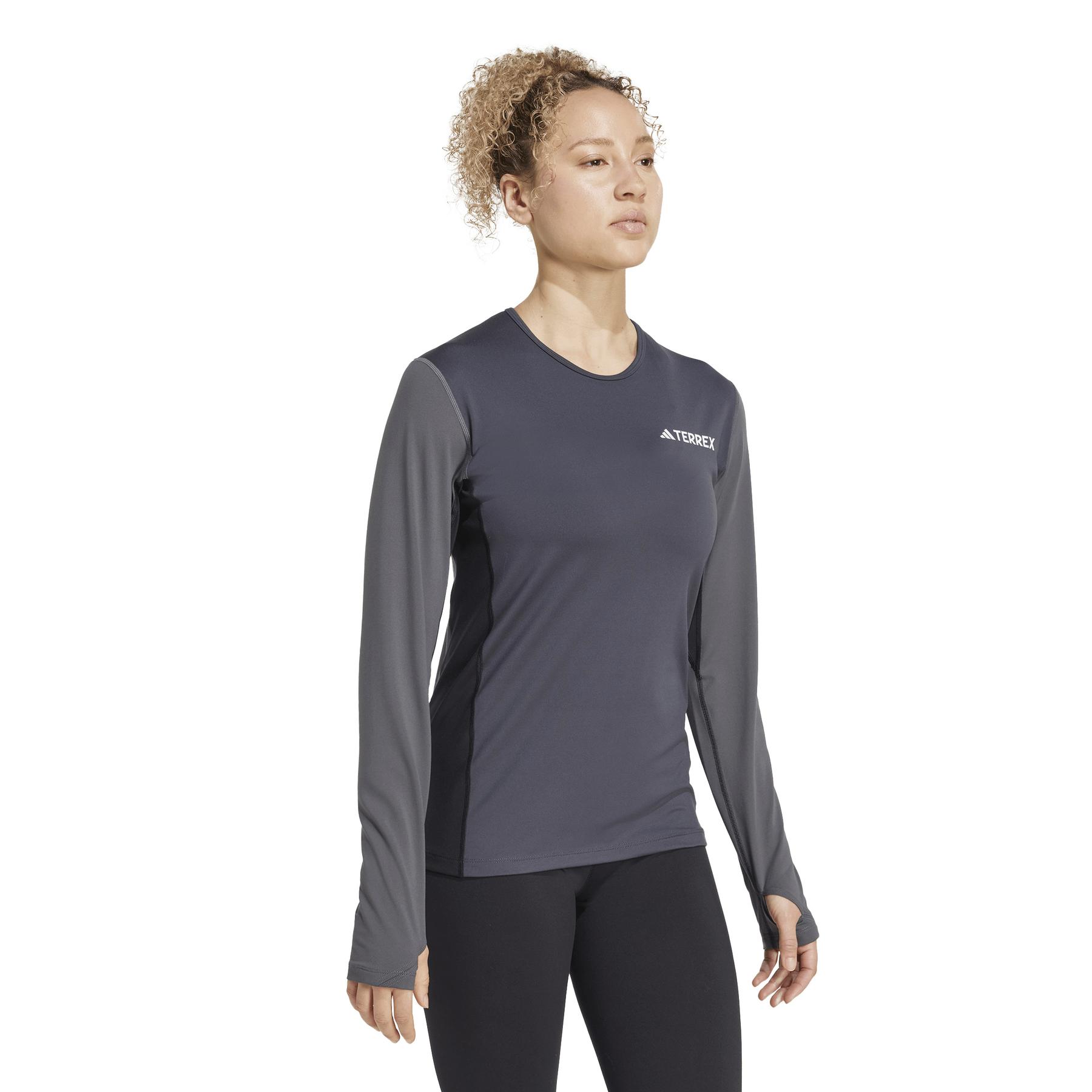 product/a/d/adidas_jc8200_carbon-gresix_4.jpg