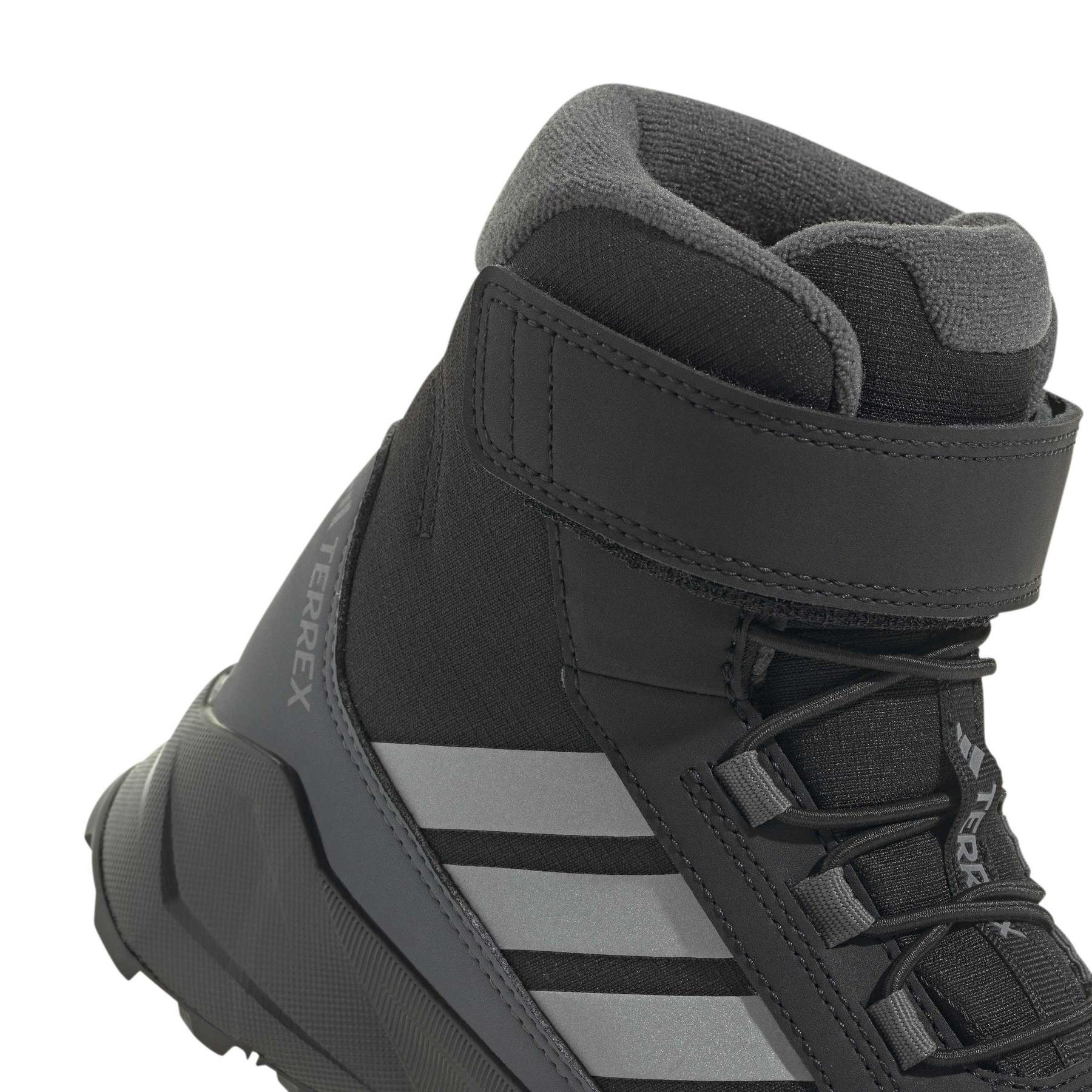 product/a/d/adidas_jh5512_8_footwear_photography_detail_view_1_white-nw091625.jpg